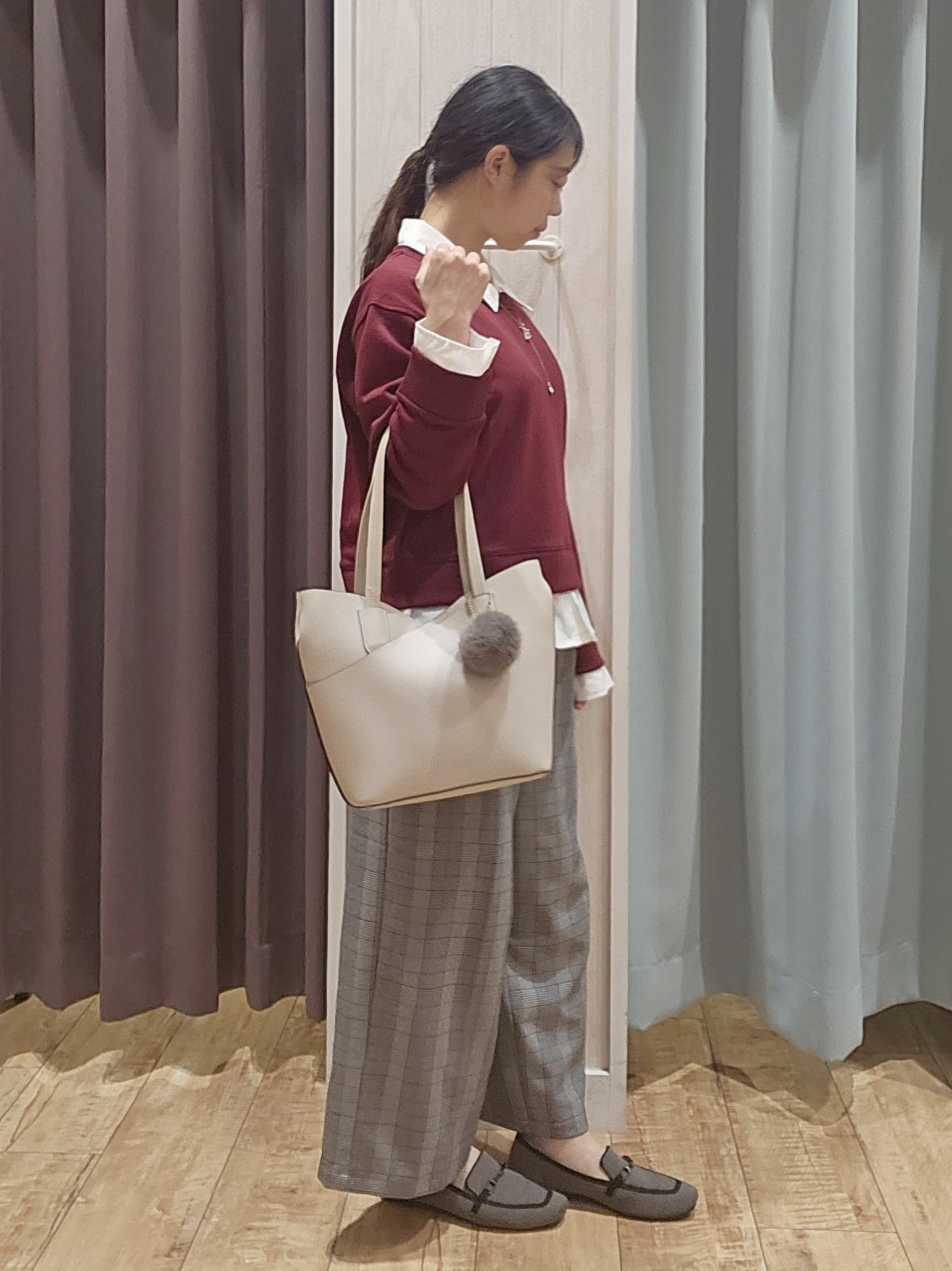 miyaさんの「SHOO･LA･RUE｜【S-LL/洗濯機可】一枚でレイヤード感が完成する シャツドッキング裏毛トップス」を使ったコーディネート