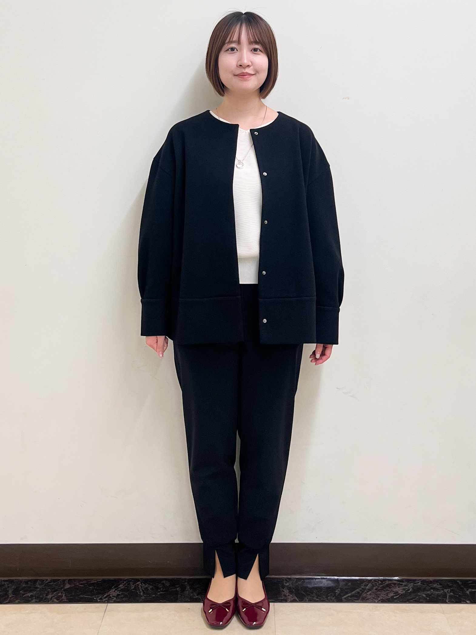 mikikoさんの「Reflect｜ノーカラーミドル丈ブルゾン」を使ったコーディネート