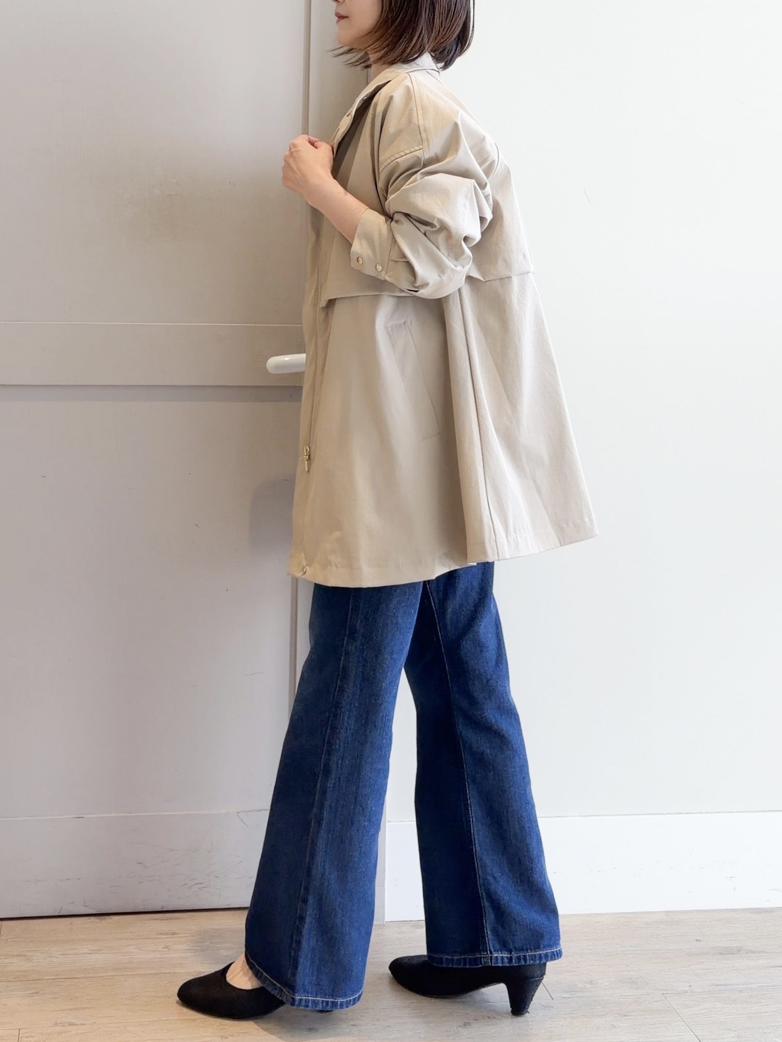 yamakoさんの「grove｜【撥水／シルエット2WAY】ゆったり着られて体型カバー◎ スタンドネック テントラインコート」を使ったコーディネート