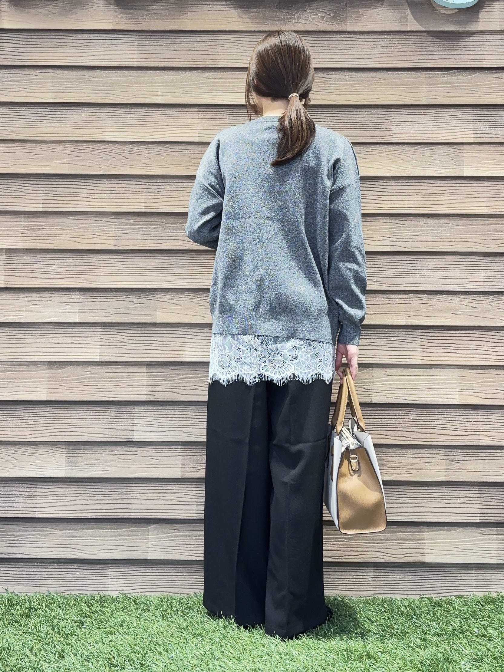 himiさんの「SHOO･LA･RUE｜【セットアップ可/洗濯機可】軽やかに羽織れる スポンディッシュ ニットカーディガン」を使ったコーディネート