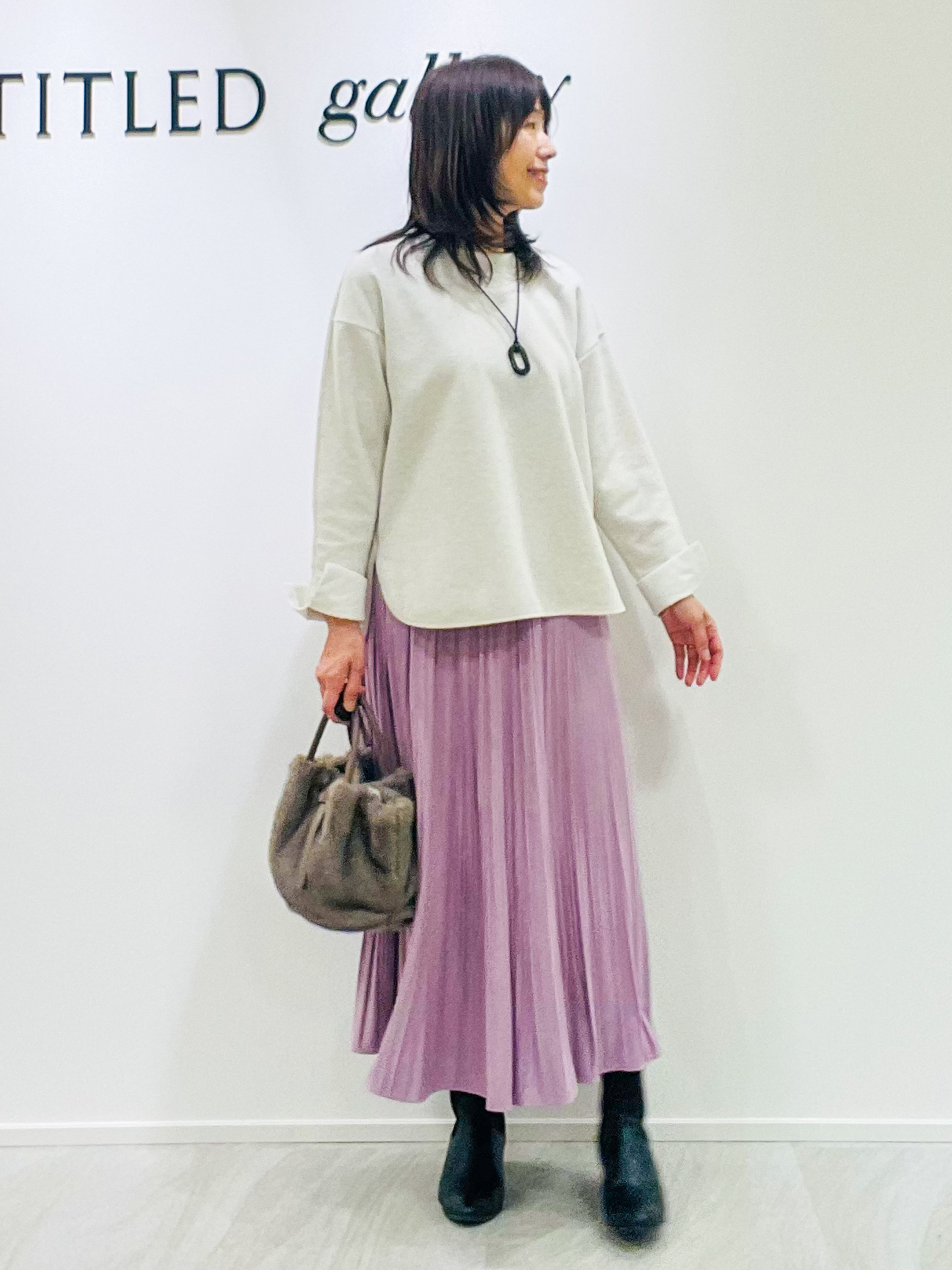 めいさんの「UNTITLED｜【セットアップ可/スウェットライク】袖口シャツドッキングプルオーバー」を使ったコーディネート
