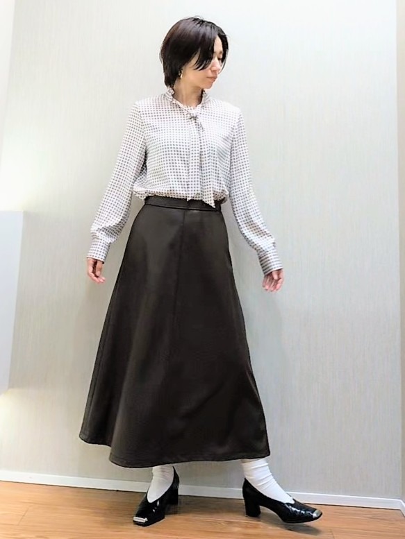 ミズタさんの「UNTITLED｜【セットアップ可/秋羽織り/お仕事スーツ】ウールブレンドダブルジャケット」を使ったコーディネート