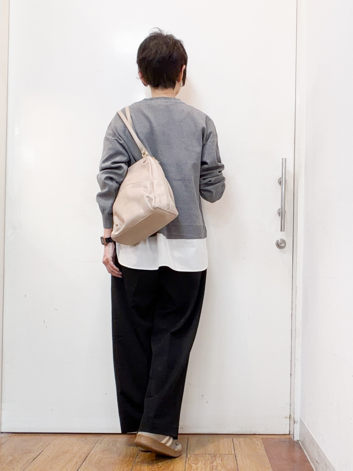みぃさんの「SHOO･LA･RUE｜【S-LL】着るだけできまる シャツレイヤード風 スポンディッシュニット」を使ったコーディネート