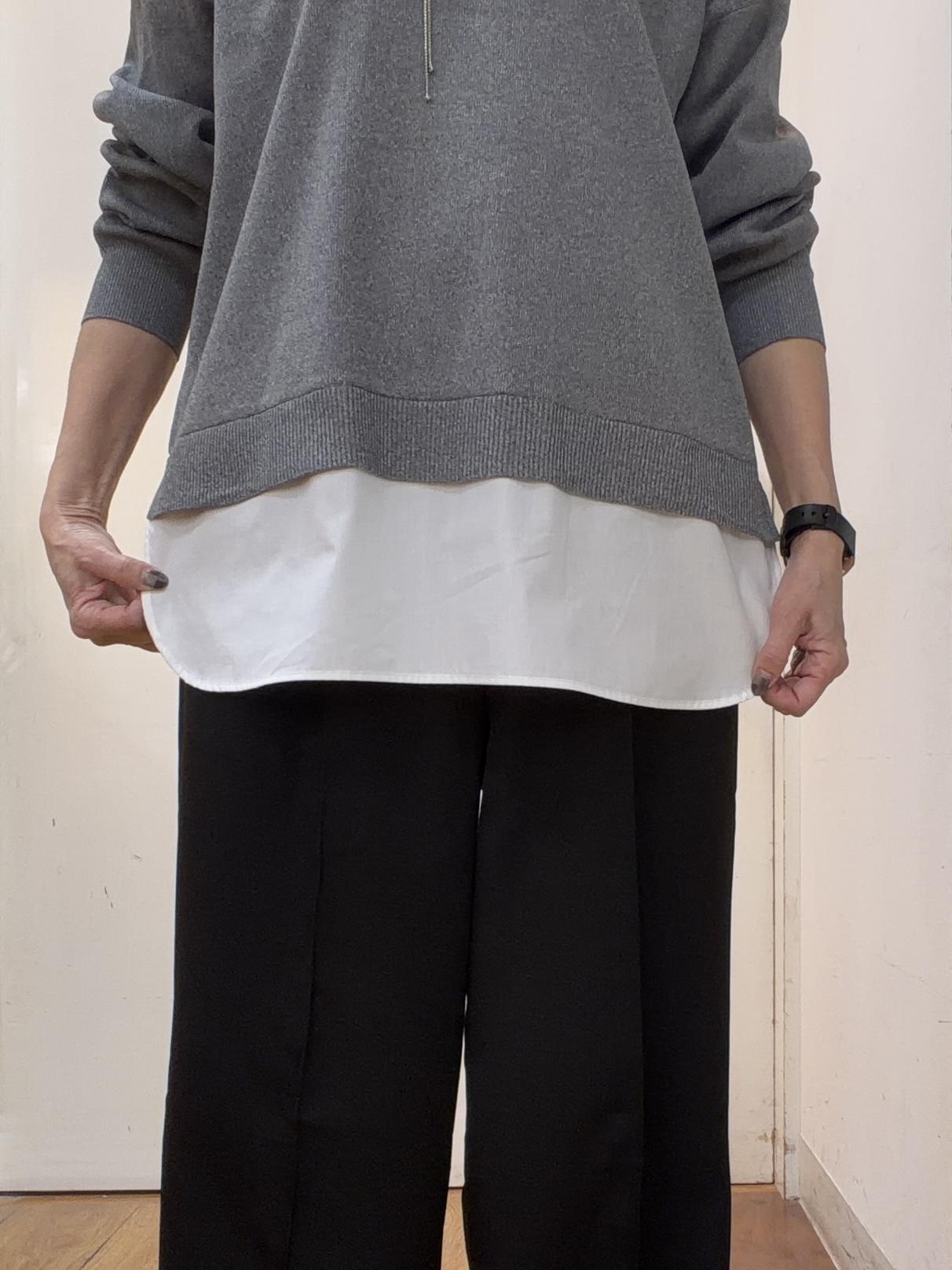 みぃさんの「SHOO･LA･RUE｜【S-LL】着るだけできまる シャツレイヤード風 スポンディッシュニット」を使ったコーディネート