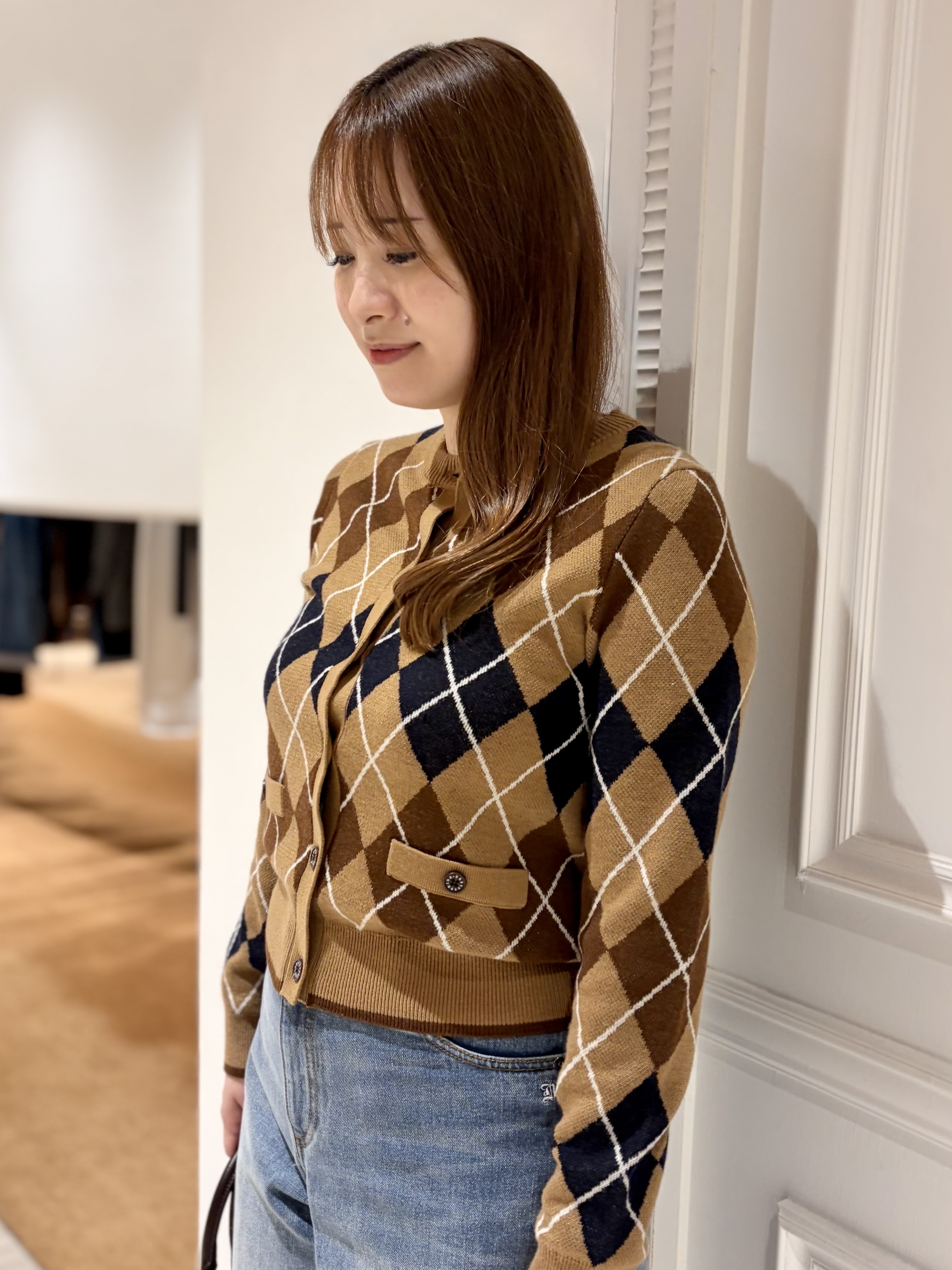 minowaさんの「DRESSTERIOR｜アーガイルジャガードカーディガン」を使ったコーディネート