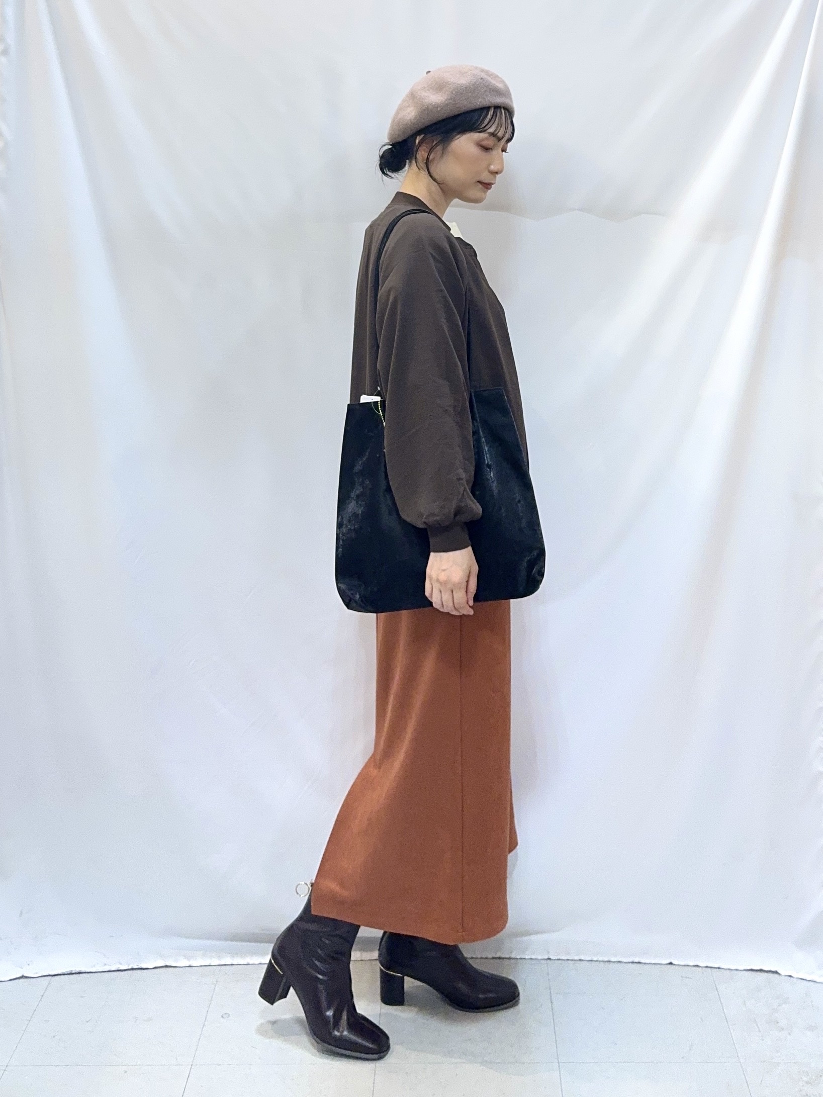𝐇𝐢𝐫𝐨𝐦𝐢さんの「SHOO･LA･RUE｜【S-LL】洗濯後しわになりにくい 麻調リブブルゾン」を使ったコーディネート