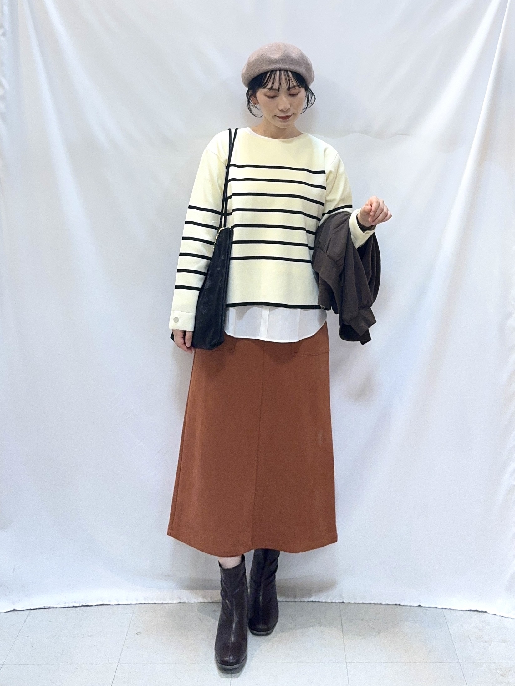 𝐇𝐢𝐫𝐨𝐦𝐢さんの「SHOO･LA･RUE｜【S-LL】洗濯後しわになりにくい 麻調リブブルゾン」を使ったコーディネート