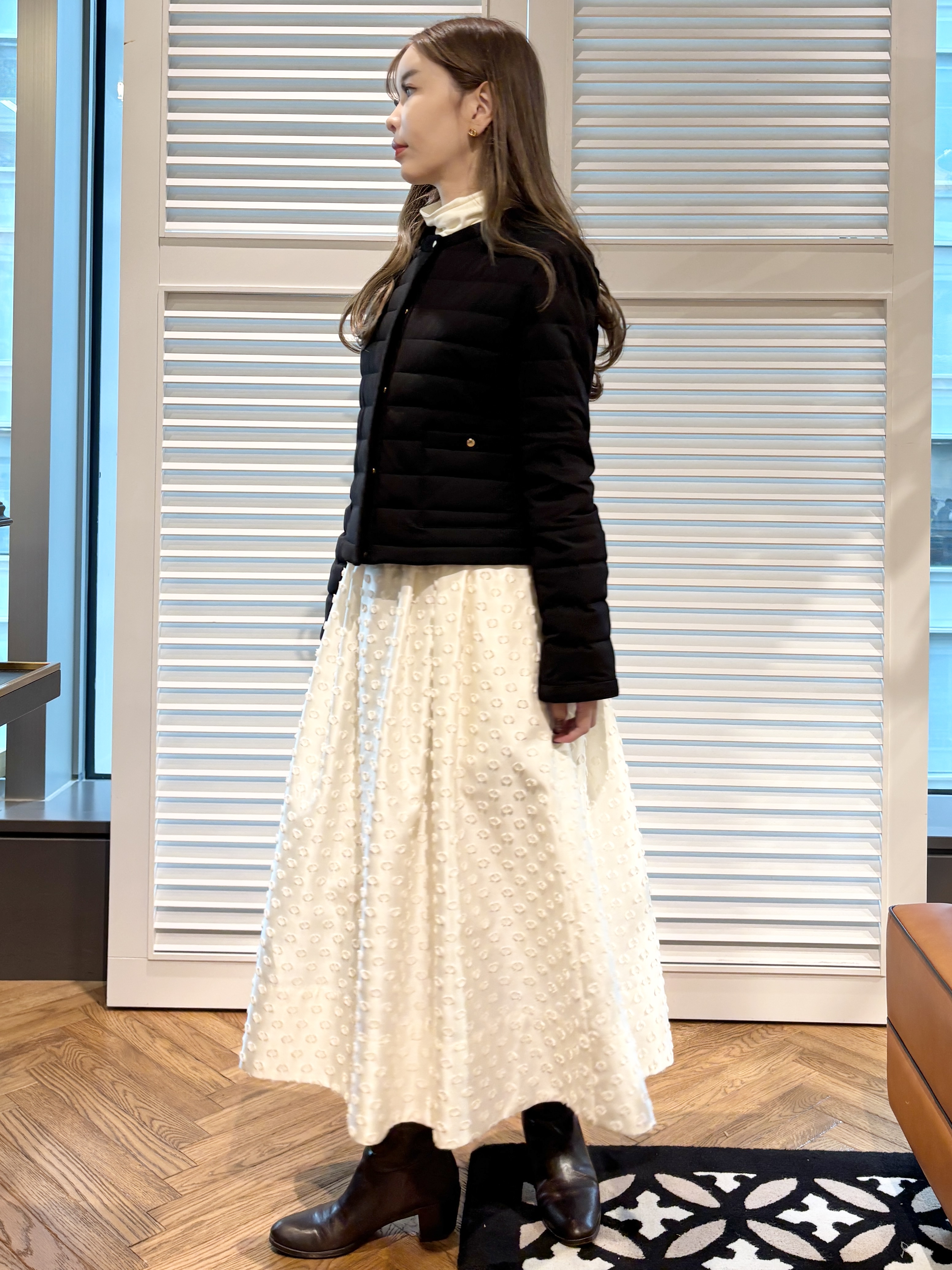 清水夏姫さんの「DRESSTERIOR｜【吸湿発熱/保湿機能/インナー】ホカウル タートルネックプルオーバー」を使ったコーディネート