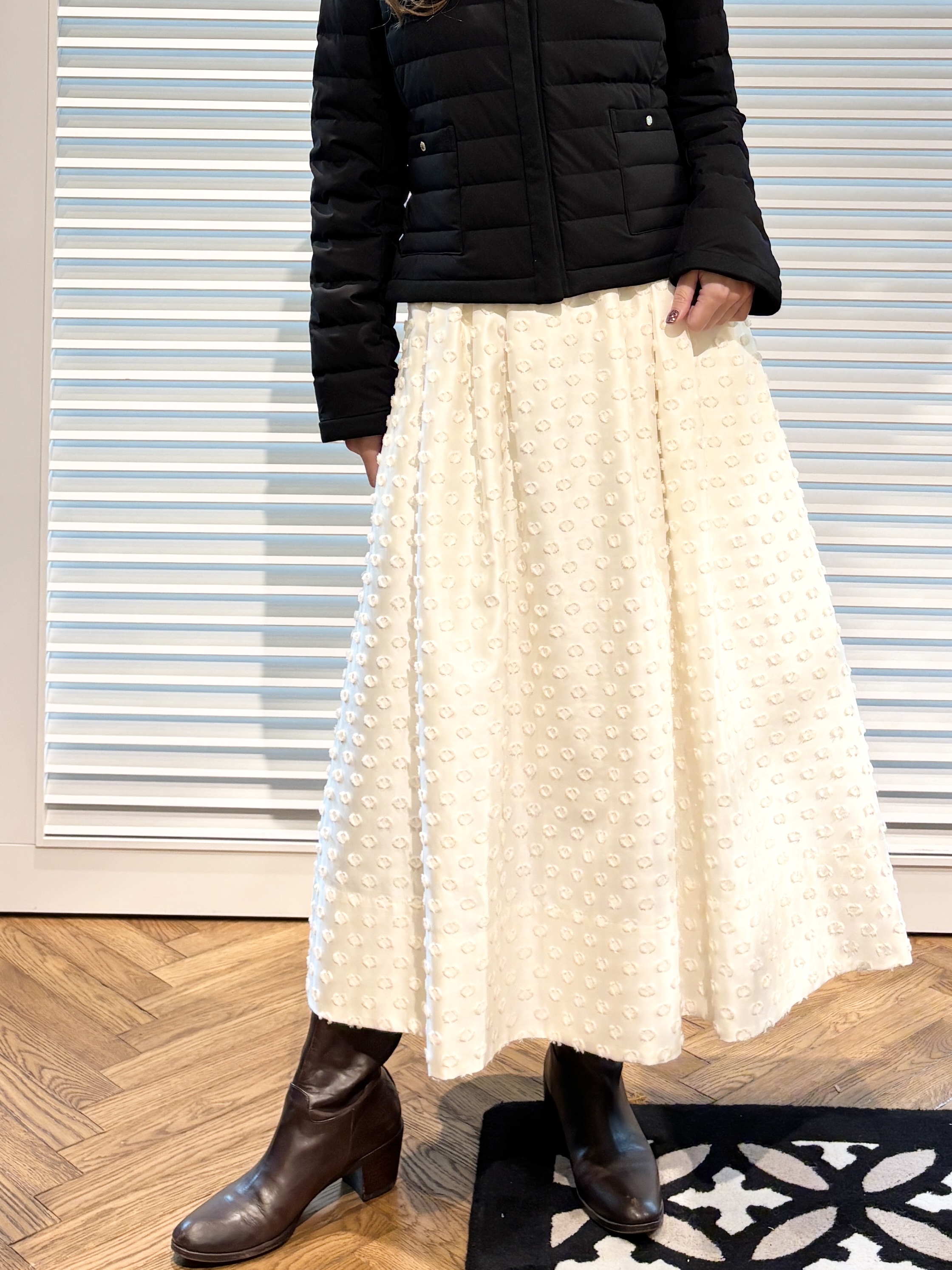 清水夏姫さんの「DRESSTERIOR｜【吸湿発熱/保湿機能/インナー】ホカウル タートルネックプルオーバー」を使ったコーディネート