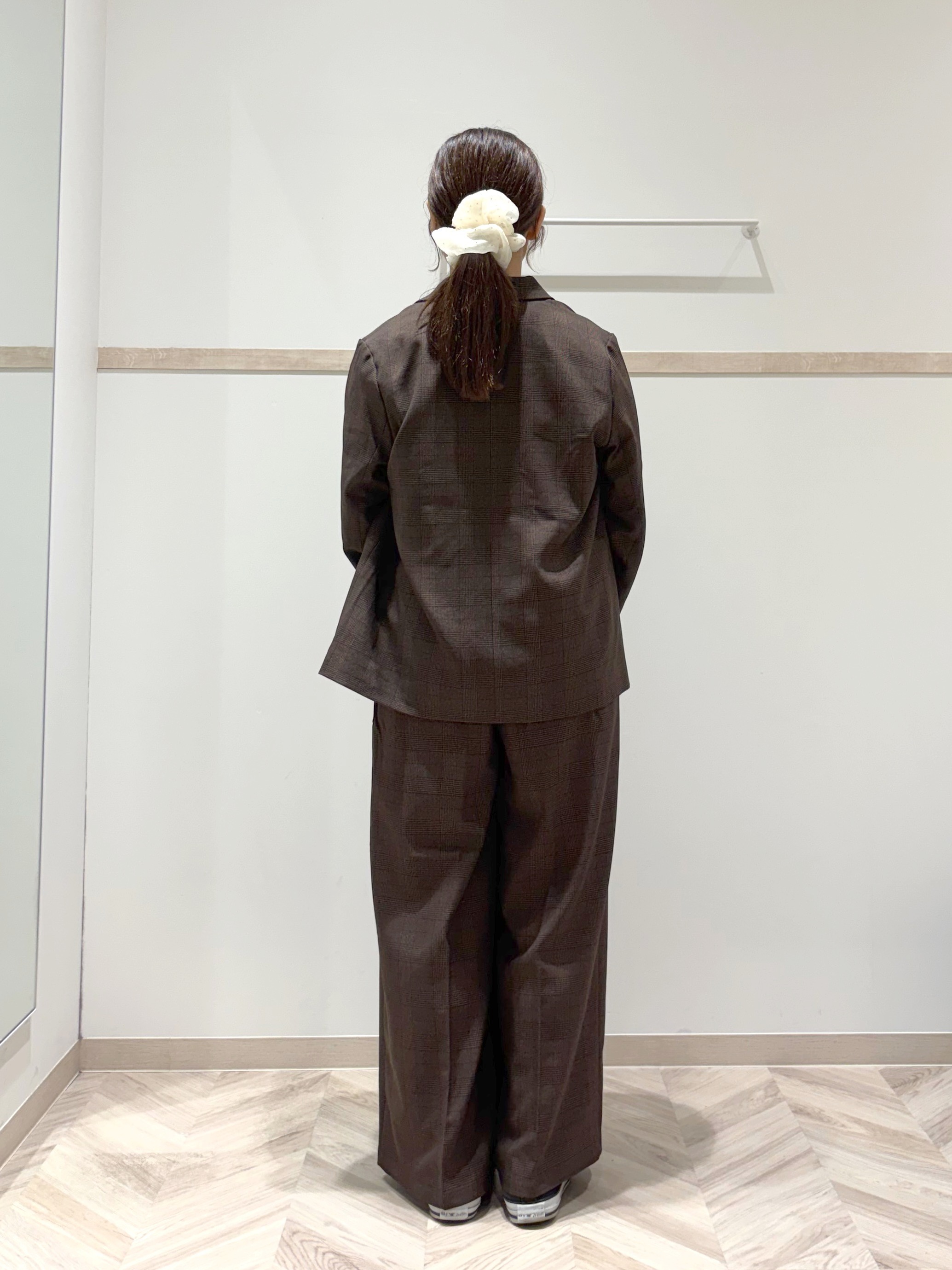 donpiさんの「SHOO･LA･RUE｜【セットアップ可/洗濯後しわになりにくい】ウールフィール ダブルジャケット」を使ったコーディネート