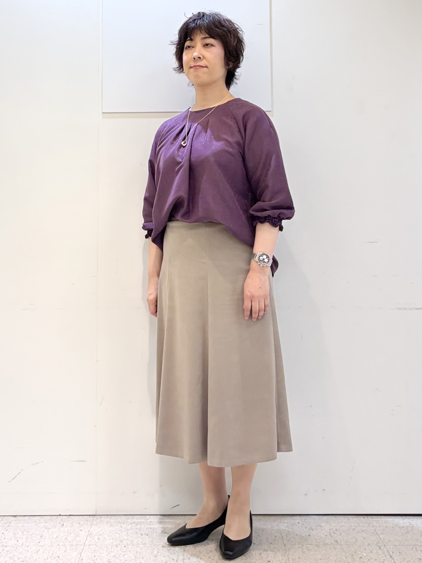 ヤスコさんの「Reflect｜タックデザイン ラグランスリーブブラウス」を使ったコーディネート
