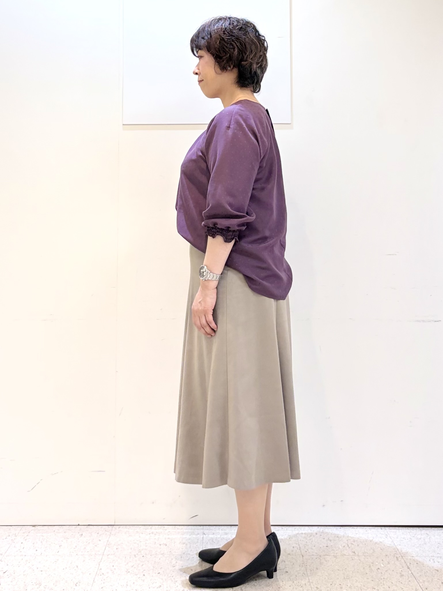 ヤスコさんの「Reflect｜タックデザイン ラグランスリーブブラウス」を使ったコーディネート