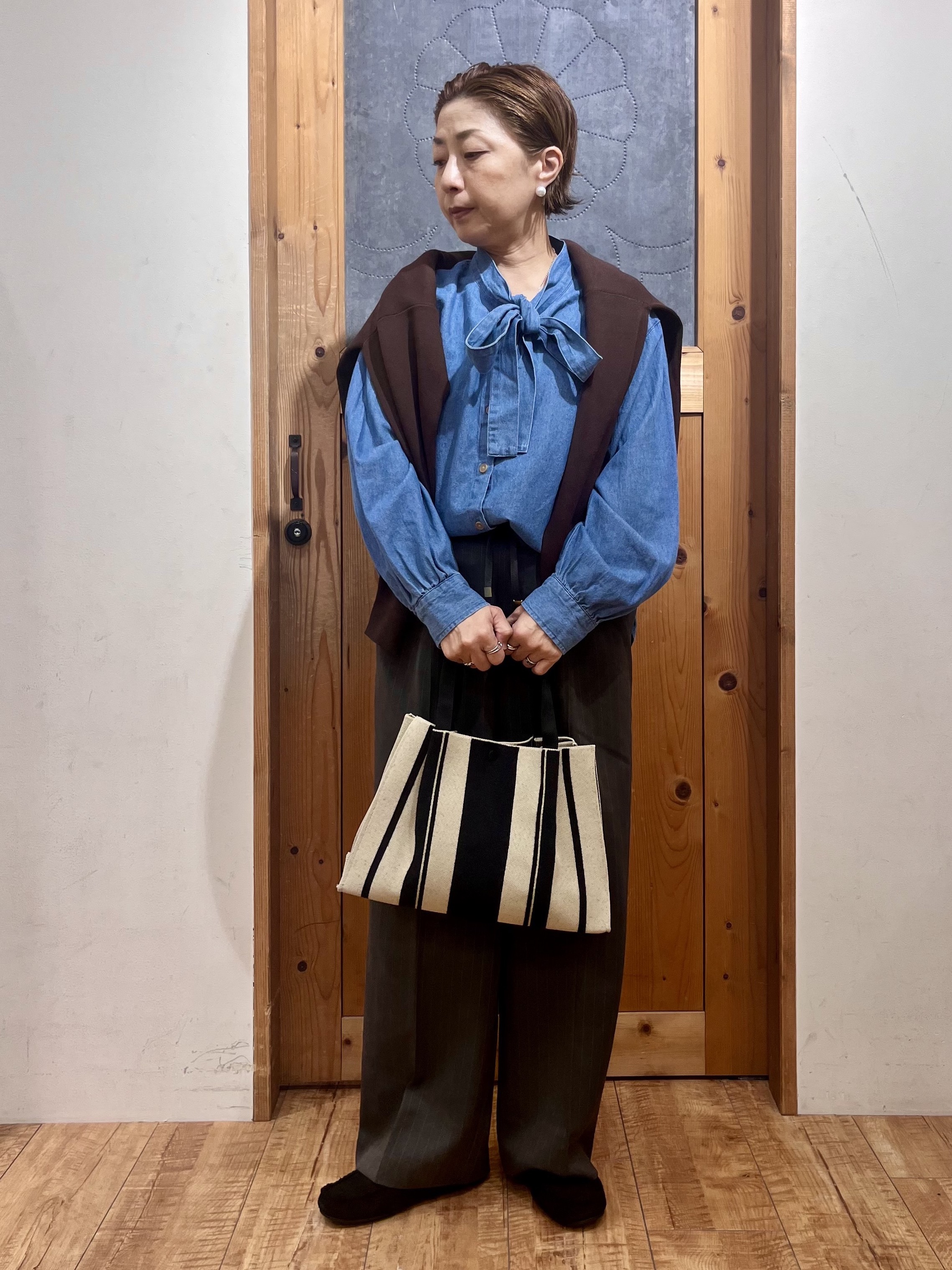 ゆみさんの「SHOO･LA･RUE｜【セットアップ可/洗濯機可】軽やかに羽織れる スポンディッシュ ニットカーディガン」を使ったコーディネート