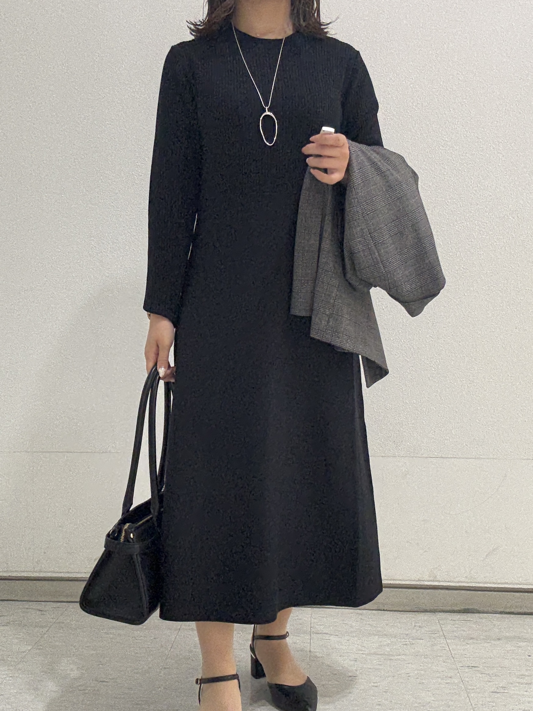 kahoさんの「INDIVI｜【一着でコーデ完成！】ニットコンビ 美スタイルワンピース」を使ったコーディネート