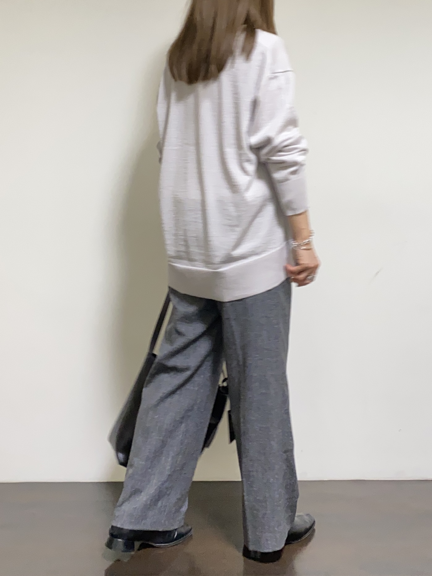 tomoさんの「UNTITLED｜【アンサンブル可/秋羽織り/通勤】シルクウールカシミヤカーディガン」を使ったコーディネート