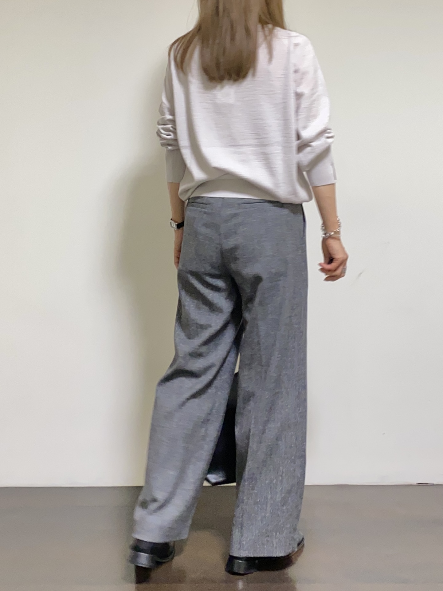 tomoさんの「UNTITLED｜【アンサンブル可/秋羽織り/通勤】シルクウールカシミヤカーディガン」を使ったコーディネート