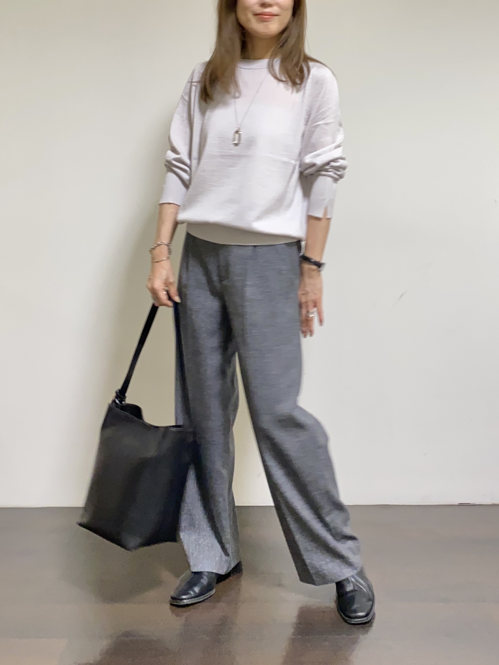 tomoさんの「UNTITLED｜【アンサンブル可/秋羽織り/通勤】シルクウールカシミヤカーディガン」を使ったコーディネート
