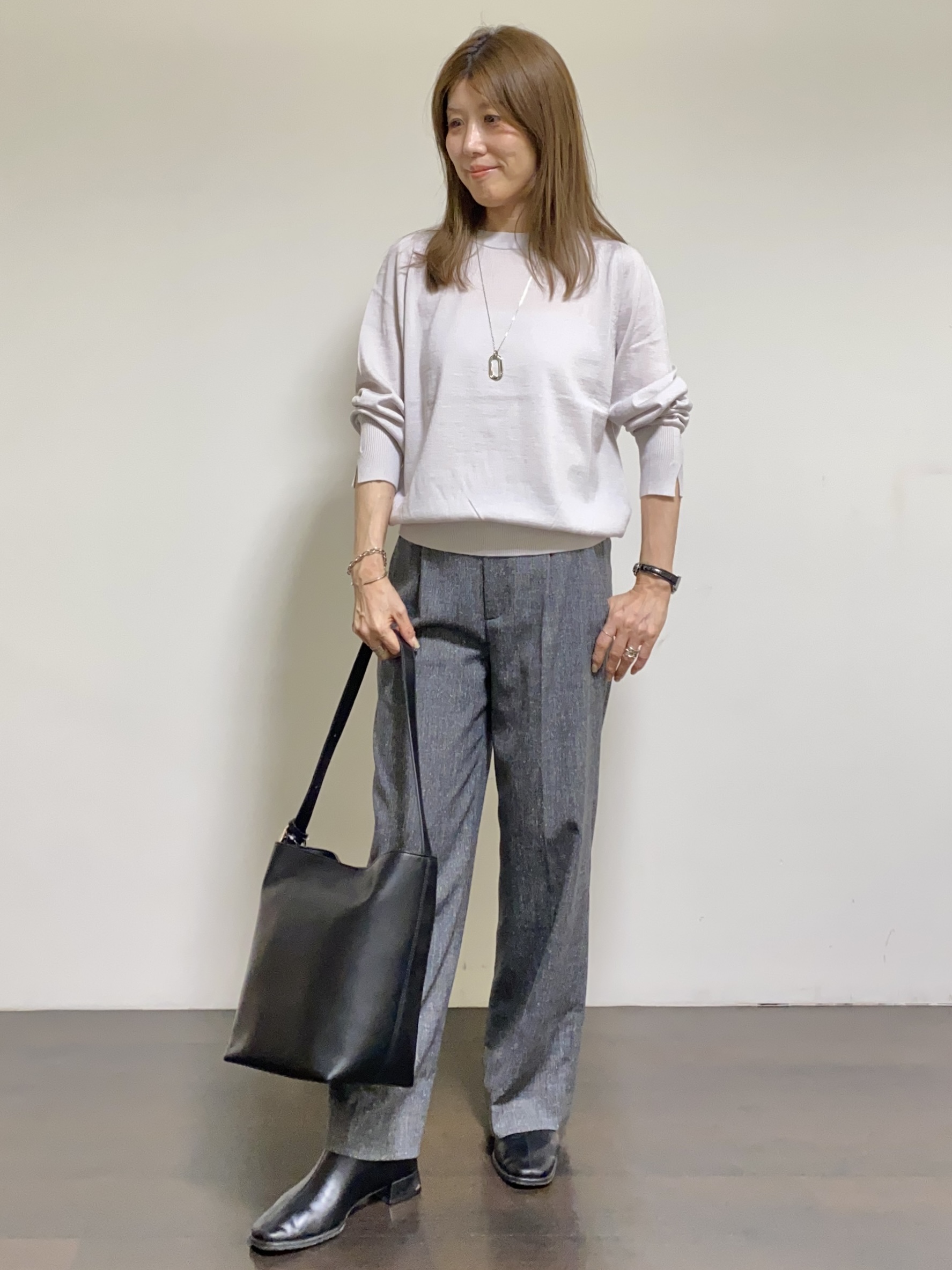 tomoさんの「UNTITLED｜【アンサンブル可/秋羽織り/通勤】シルクウールカシミヤカーディガン」を使ったコーディネート