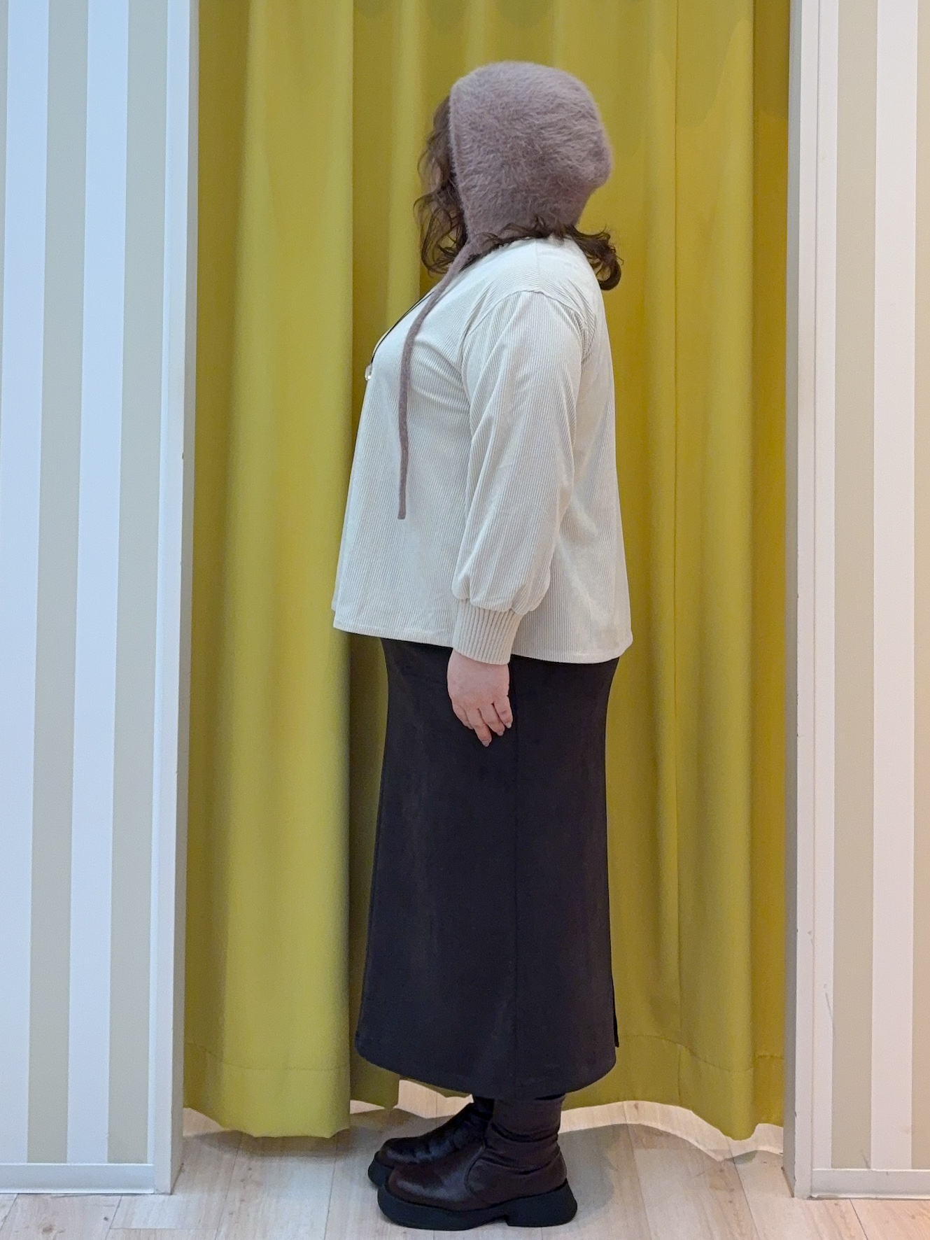 kotoさんさんの「SHOO･LA･RUE｜【S-LL/撥水】ゴールドパーツで女性らしく ギャザーブルゾン」を使ったコーディネート