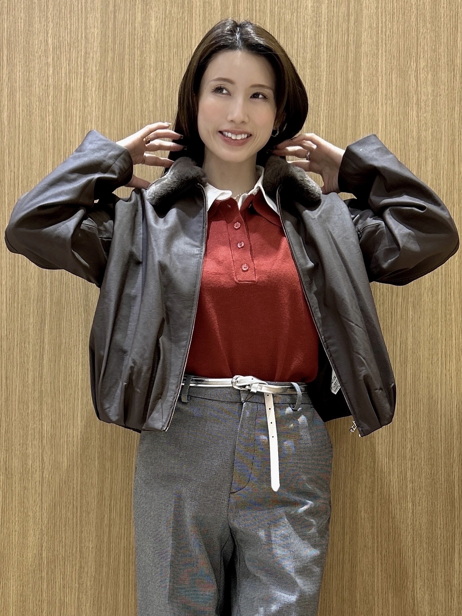maiさんの「OPAQUE.CLIP｜フェイクファー衿付き マットレザー調ブルゾン【洗える】」を使ったコーディネート