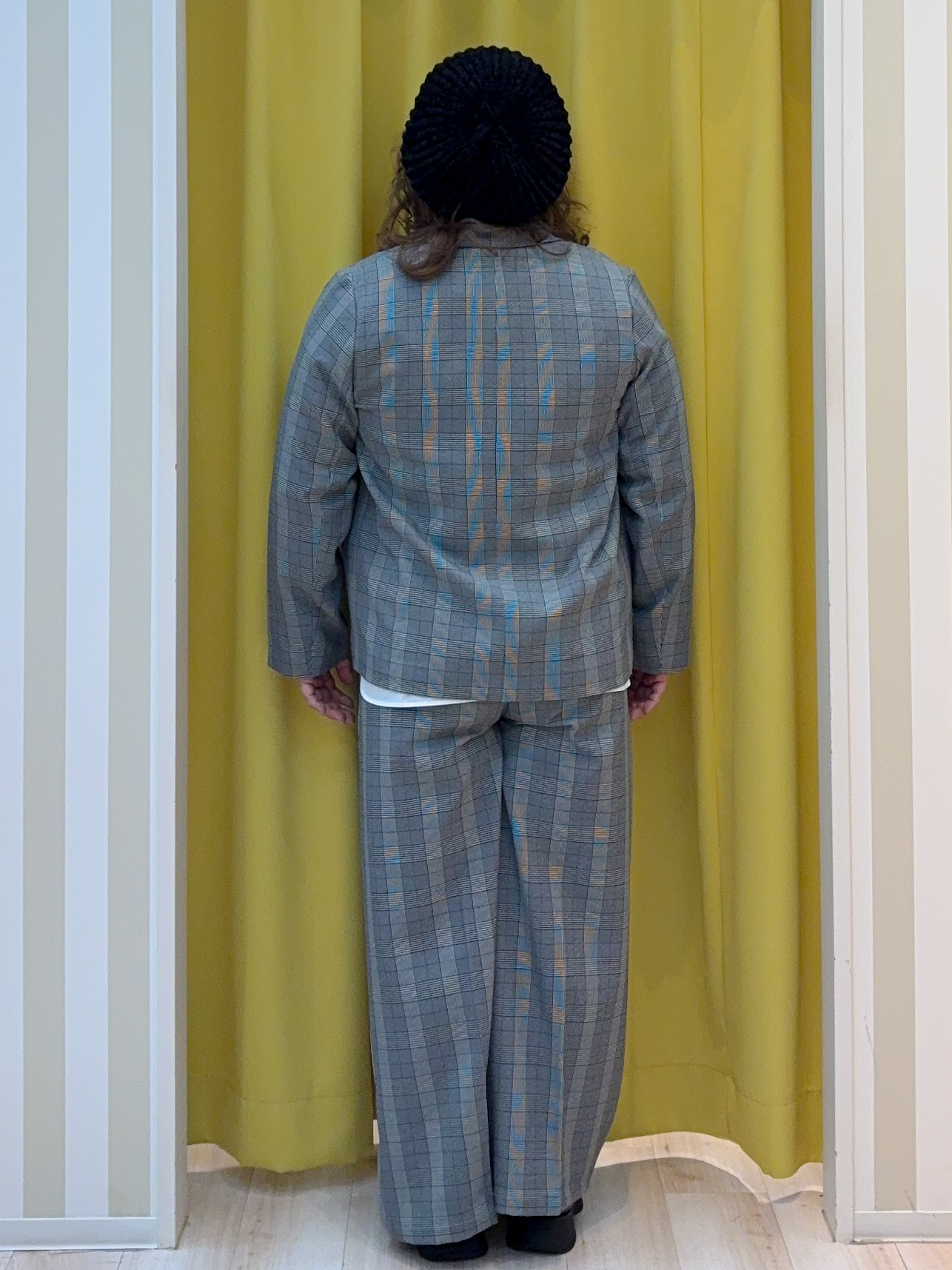 kotoさんさんの「SHOO･LA･RUE｜【セットアップ可/洗濯後しわになりにくい】ウールフィール ダブルジャケット」を使ったコーディネート