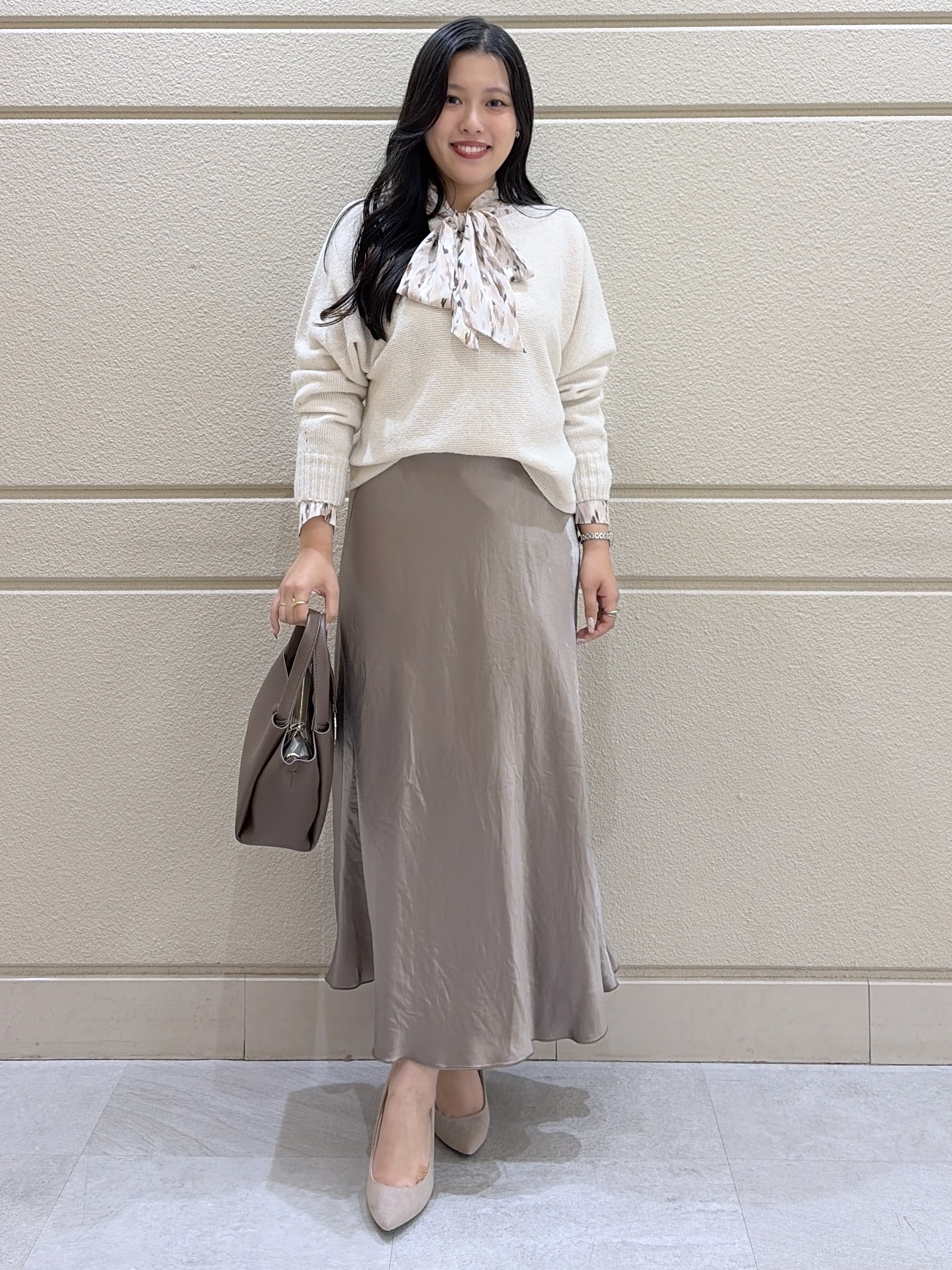 Momokaさんの「COUP DE CHANCE｜【手洗い可／日本製】ブークレドルマンニット」を使ったコーディネート