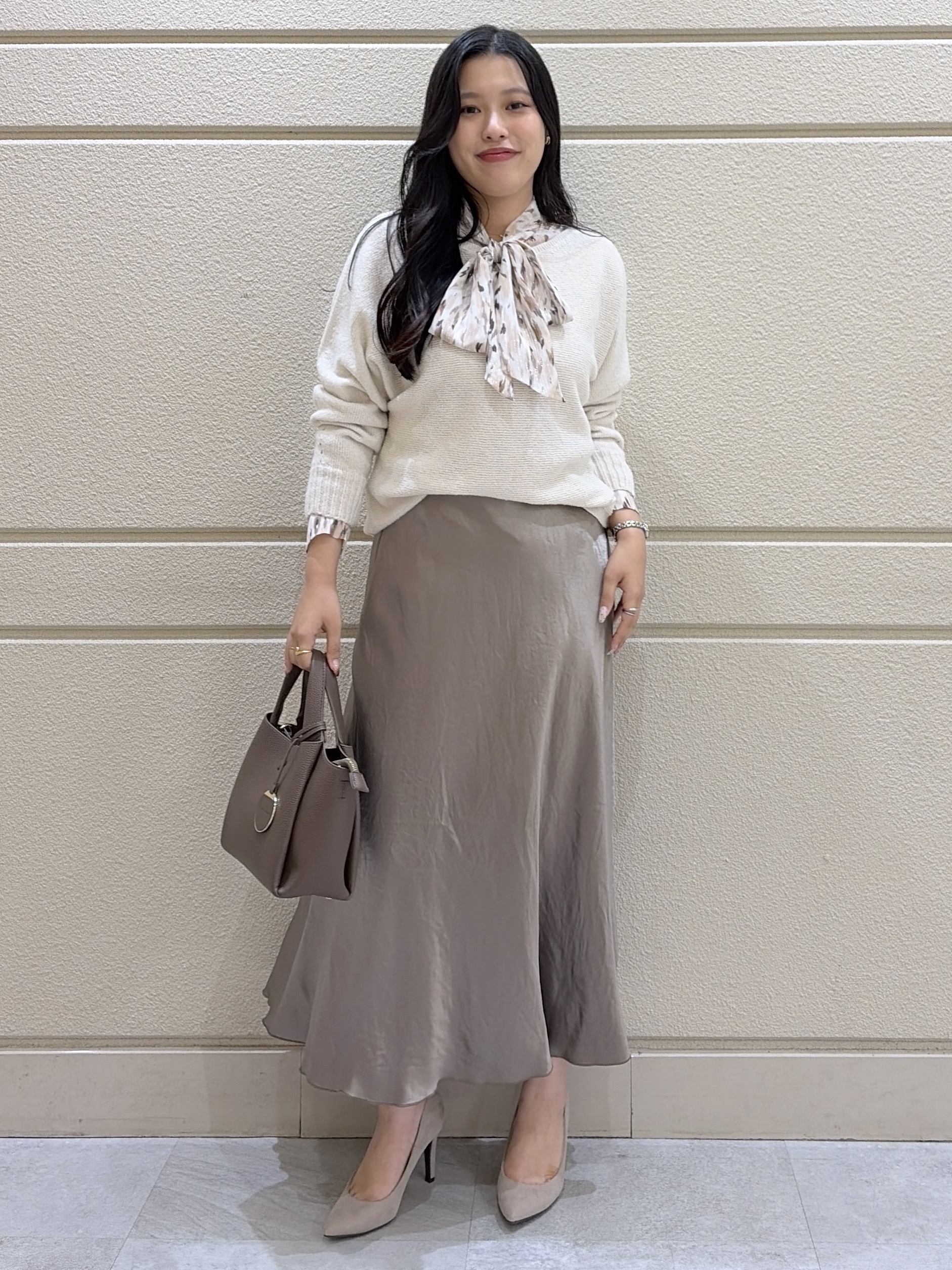 Momokaさんの「COUP DE CHANCE｜【手洗い可／日本製】ブークレドルマンニット」を使ったコーディネート