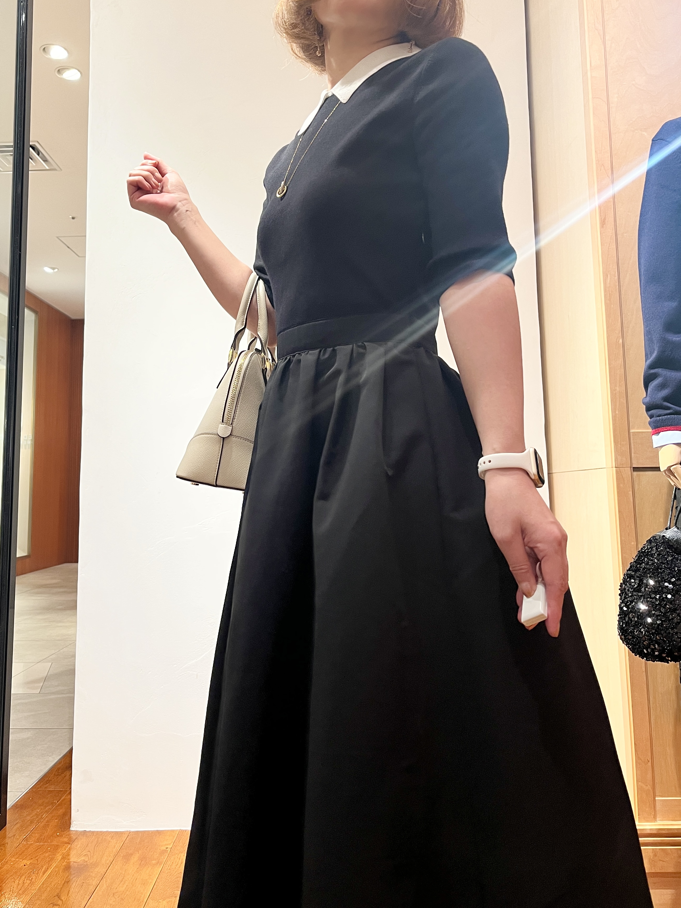 yahataさんの「DRESSTERIOR｜バイカラーニットコンビワンピース」を使ったコーディネート