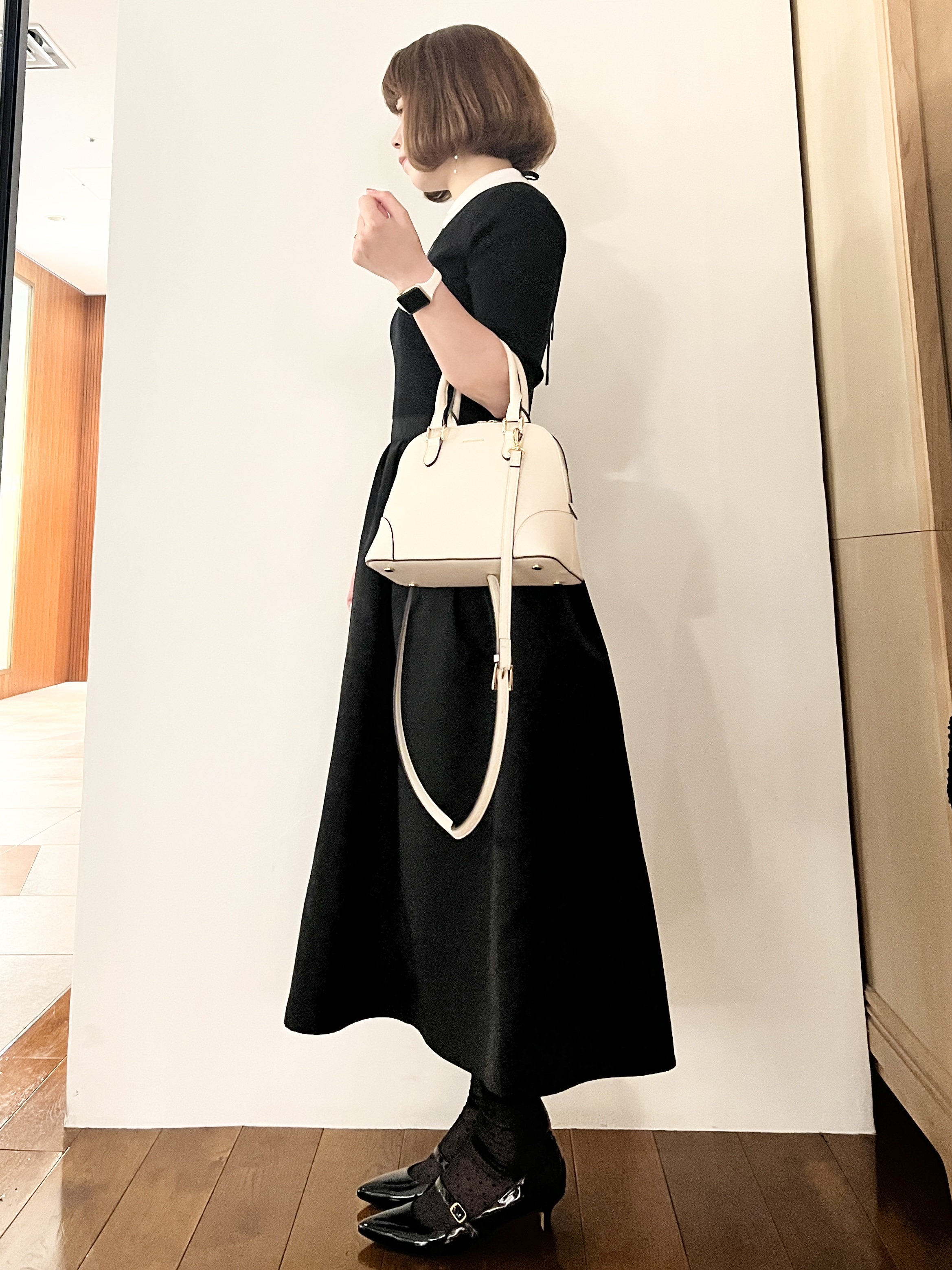 yahataさんの「DRESSTERIOR｜バイカラーニットコンビワンピース」を使ったコーディネート