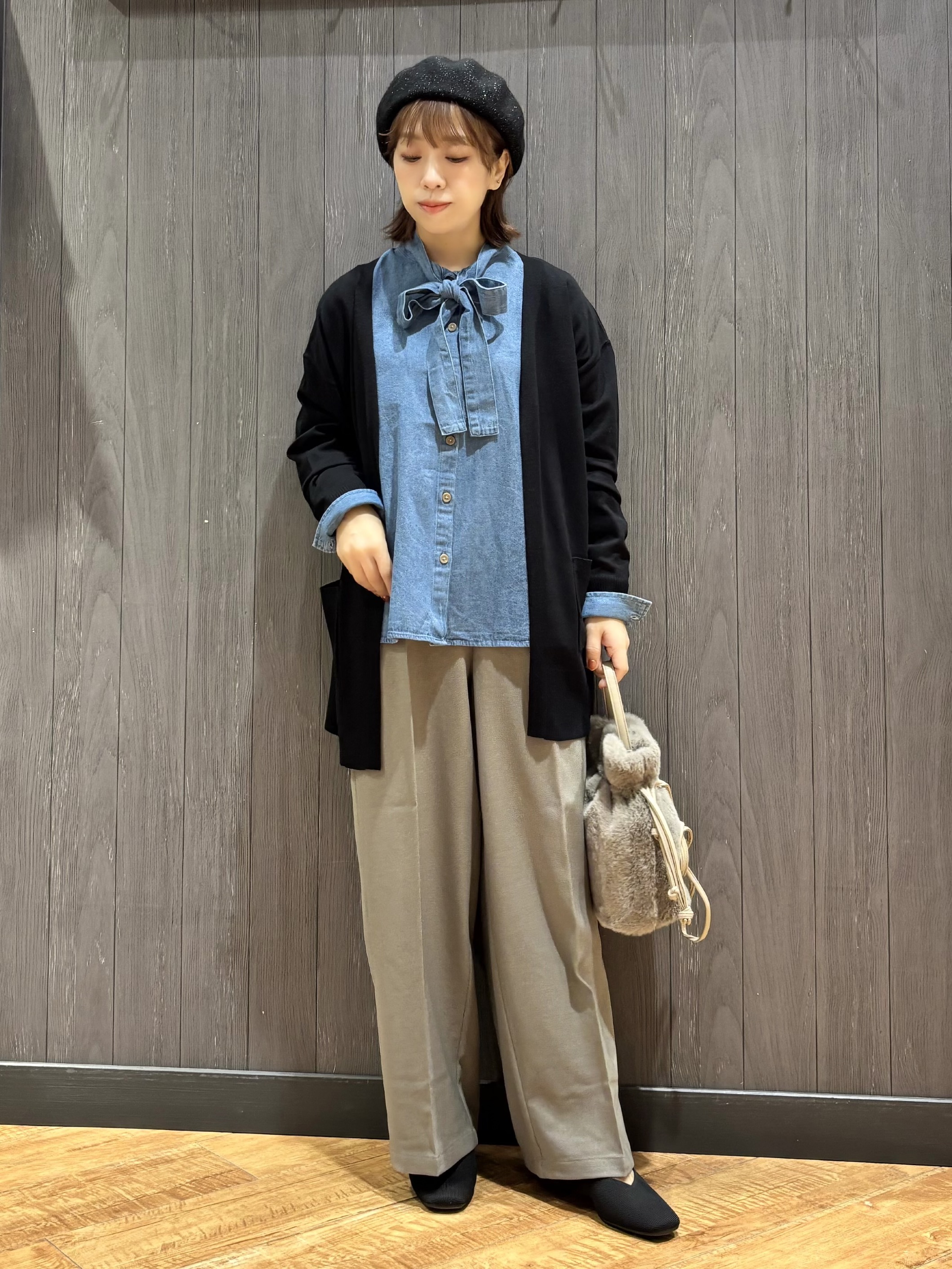 meiさんの「SHOO･LA･RUE｜ポケット付きトッパーカーディガン」を使ったコーディネート