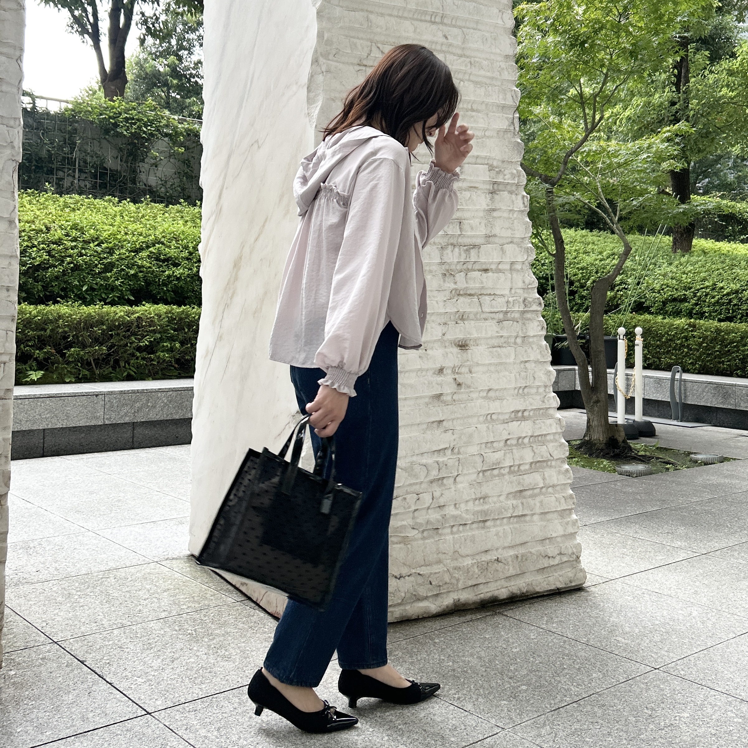 shinoさんの「Couture brooch｜【大人可愛い】愛されフーディーシャツ」を使ったコーディネート