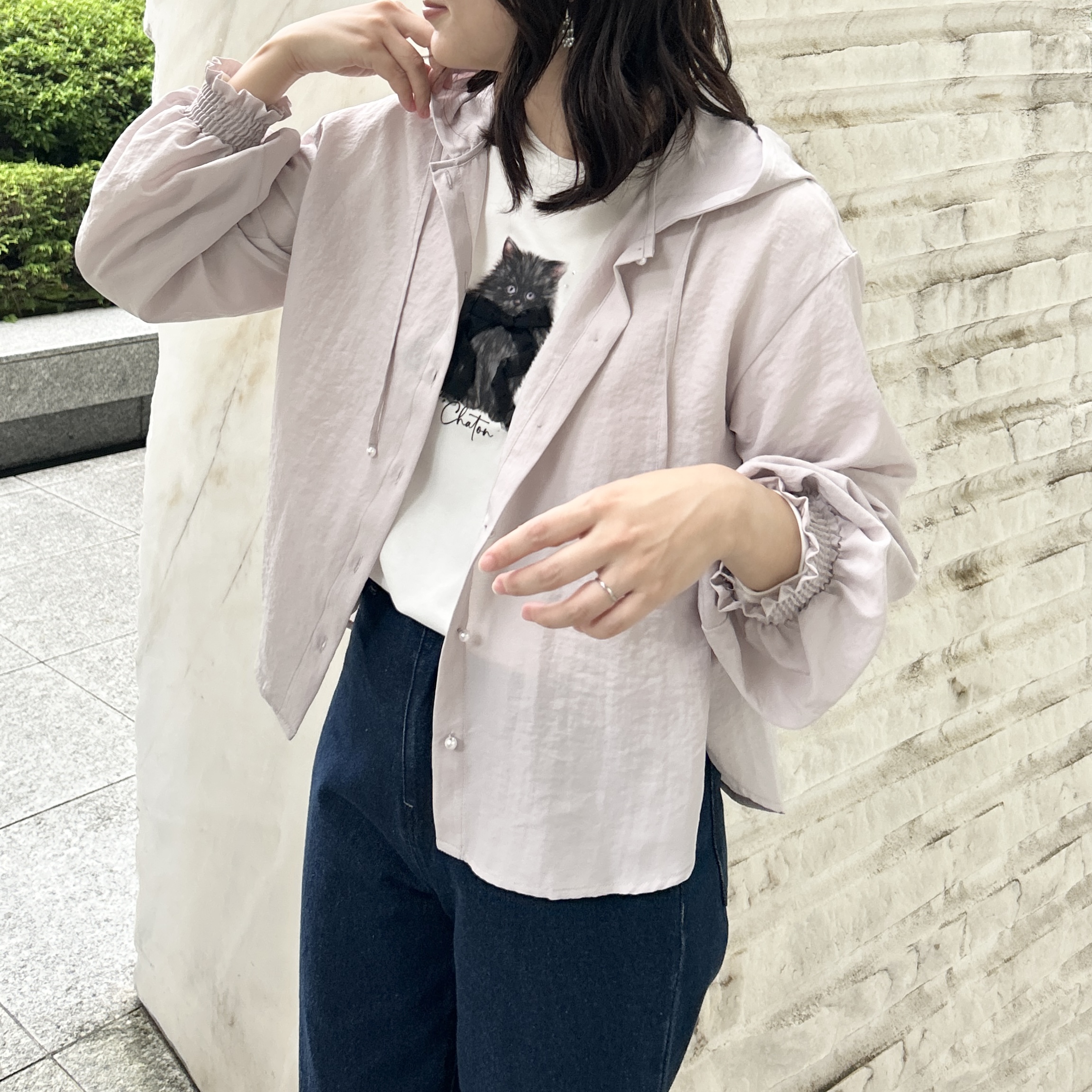 shinoさんの「Couture brooch｜【大人可愛い】愛されフーディーシャツ」を使ったコーディネート