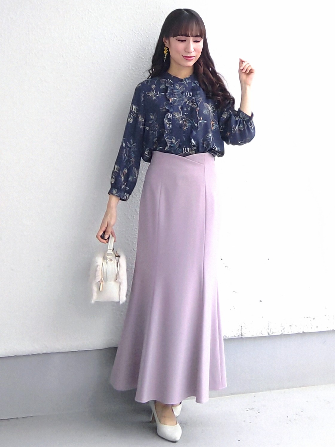 keinaさんの「SunaUna｜【手洗い可／日本製】花柄フリルブラウス」を使ったコーディネート