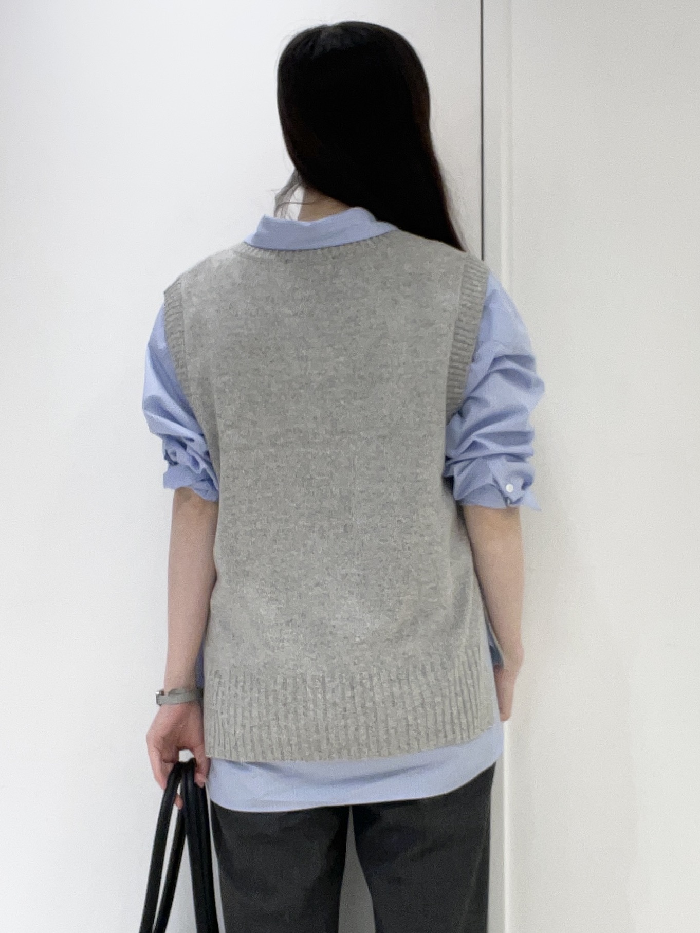moeさんの「UNTITLED｜【6色展開/コットン100】カラーベーシックシャツ」を使ったコーディネート