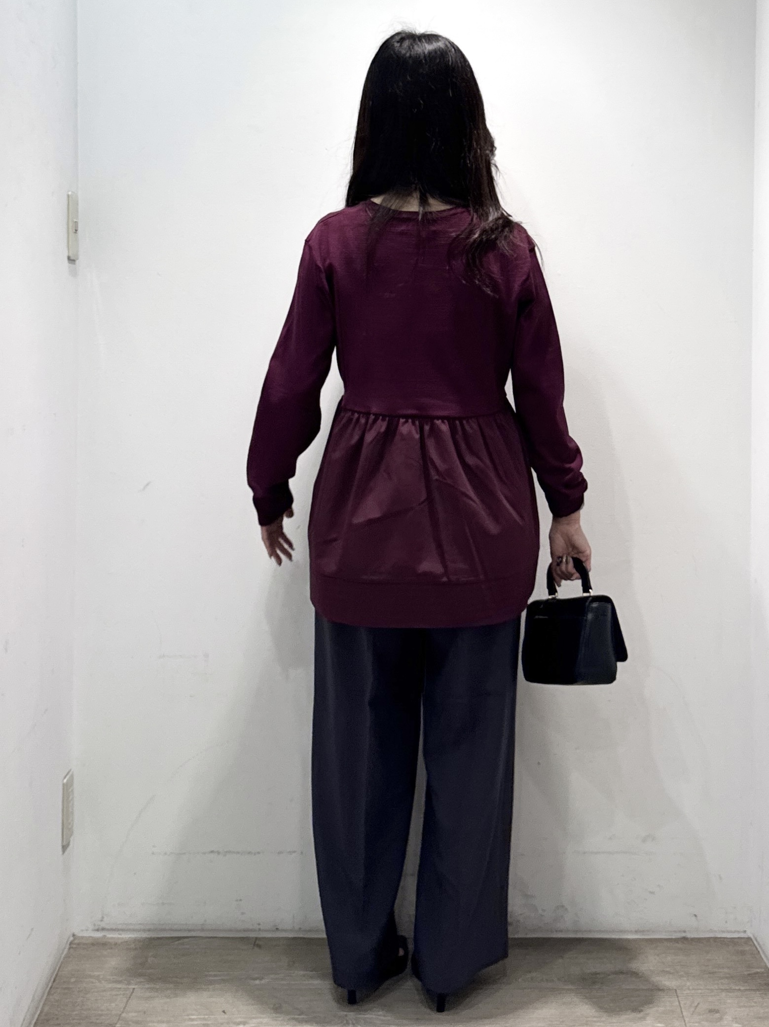 yuicciさんの「OPAQUE.CLIP｜ペプラムドッキングニット【洗濯機OK】」を使ったコーディネート