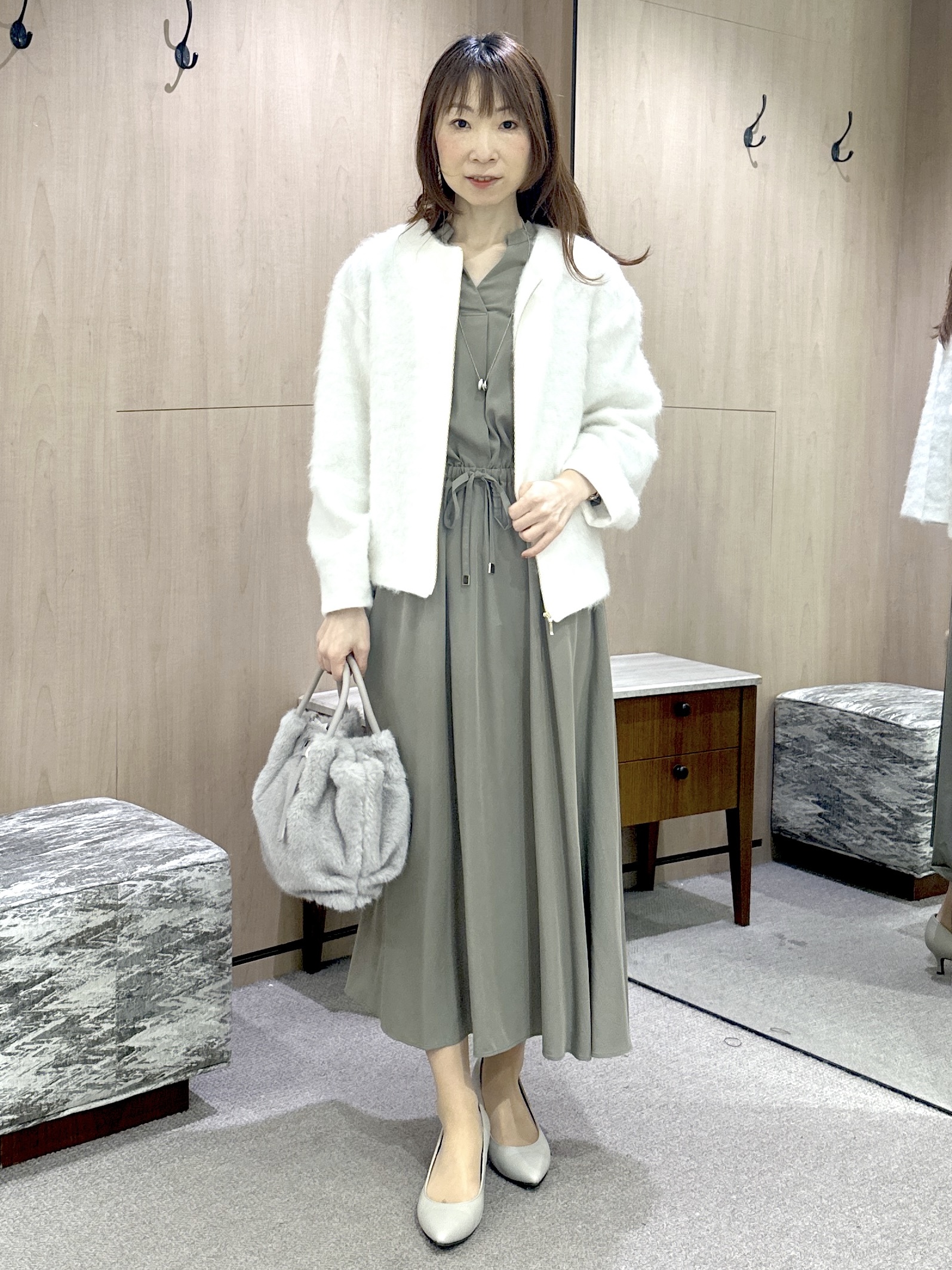 Miwaさんの「UNTITLED｜ドロストデザインワンピース」を使ったコーディネート