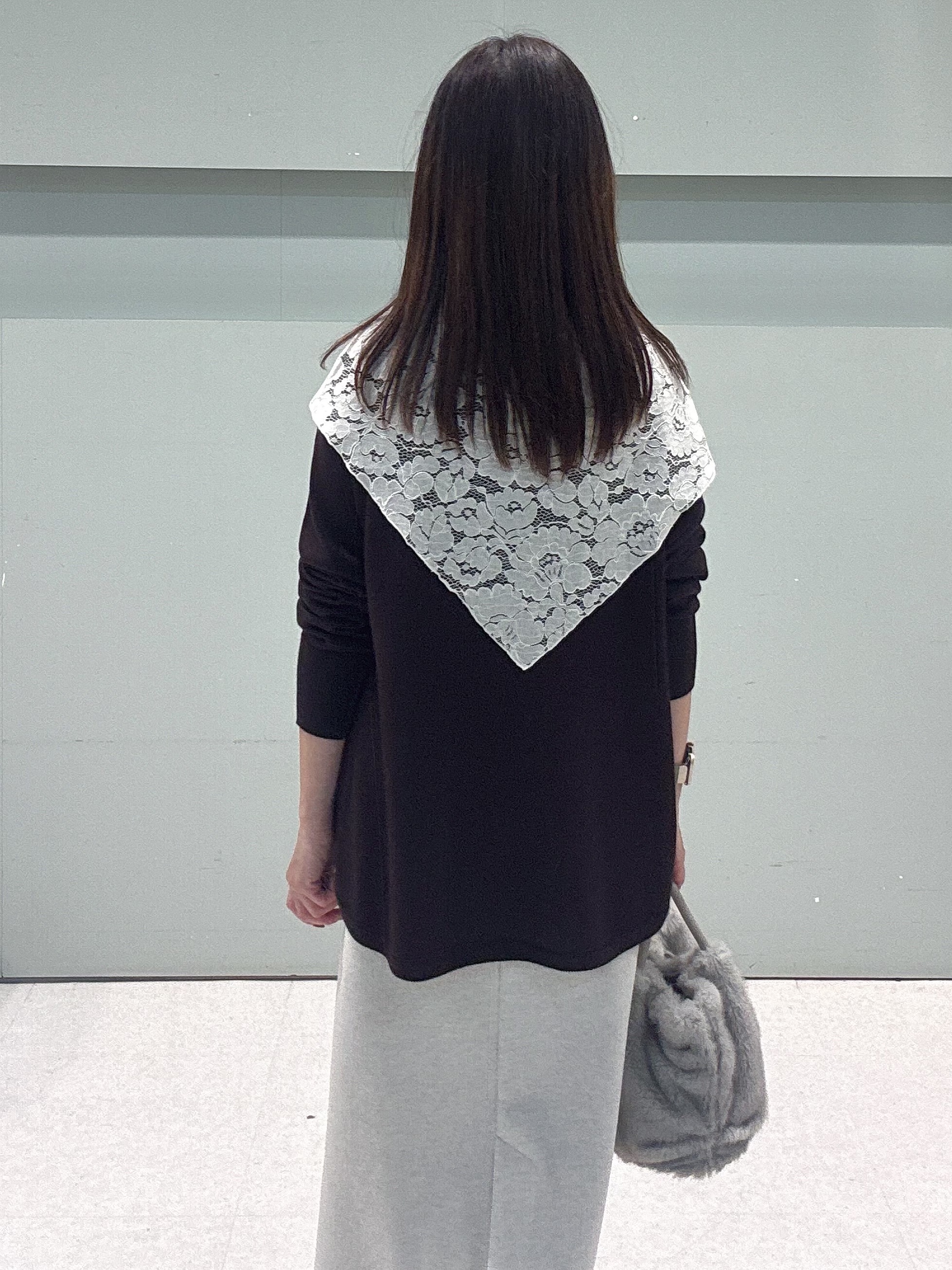 makiさんの「UNTITLED｜【きれいに体型カバー/8色展開】Aラインシルエットニットプルオーバー」を使ったコーディネート