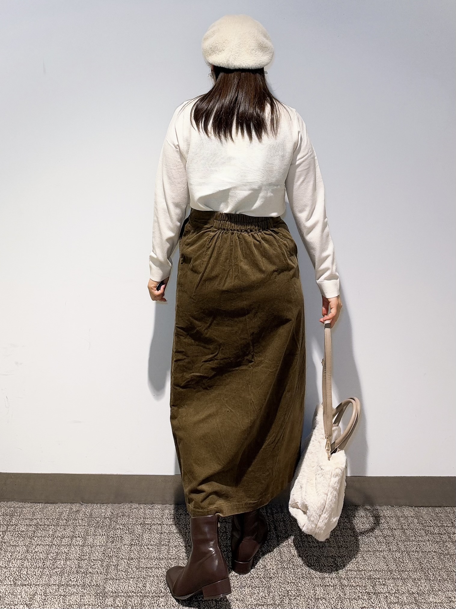 みーさんの「grove｜【毛玉軽減・洗濯機OK】キレイが続く ガーターボートネックニット」を使ったコーディネート