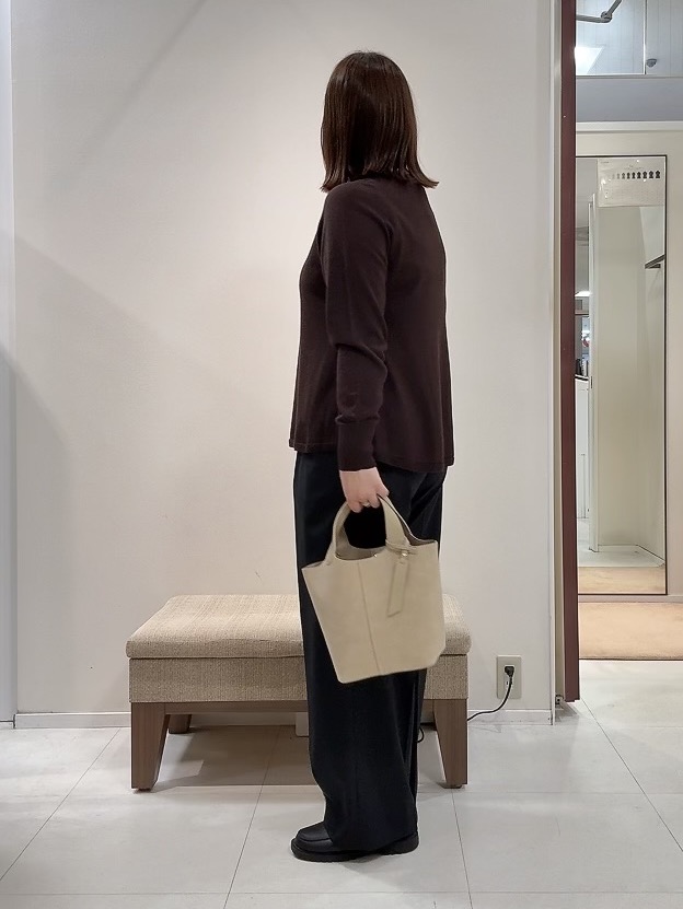 YUIさんの「UNTITLED｜【軽アウター/きれいめスポーティ】スタンドカラージップコート」を使ったコーディネート