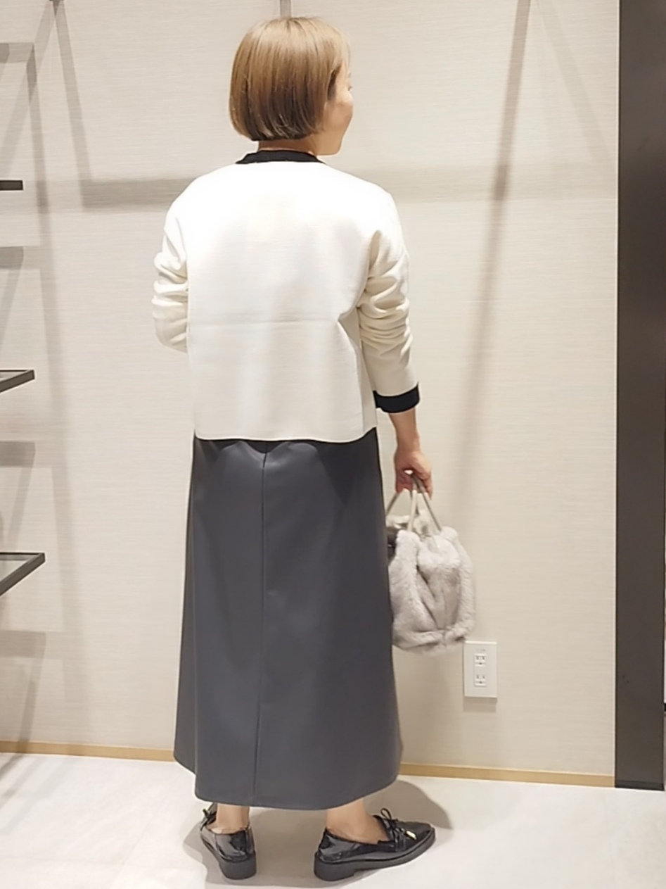 s u g iさんの「UNTITLED｜【アンサンブル可/ジャケットライク】モールラインカーディガン」を使ったコーディネート
