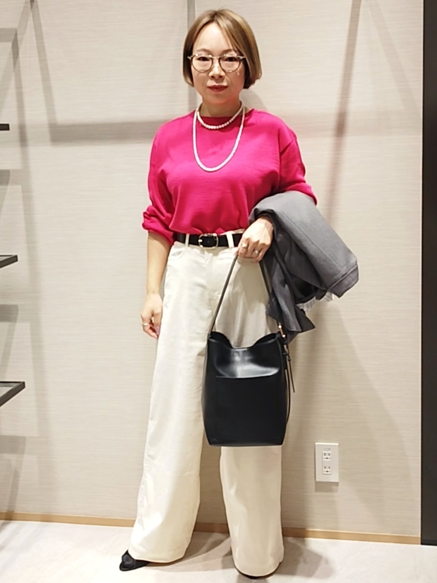 s u g iさんの「UNTITLED｜【店頭人気！/8色展開】ボリュームスリーブニットプルオーバー」を使ったコーディネート
