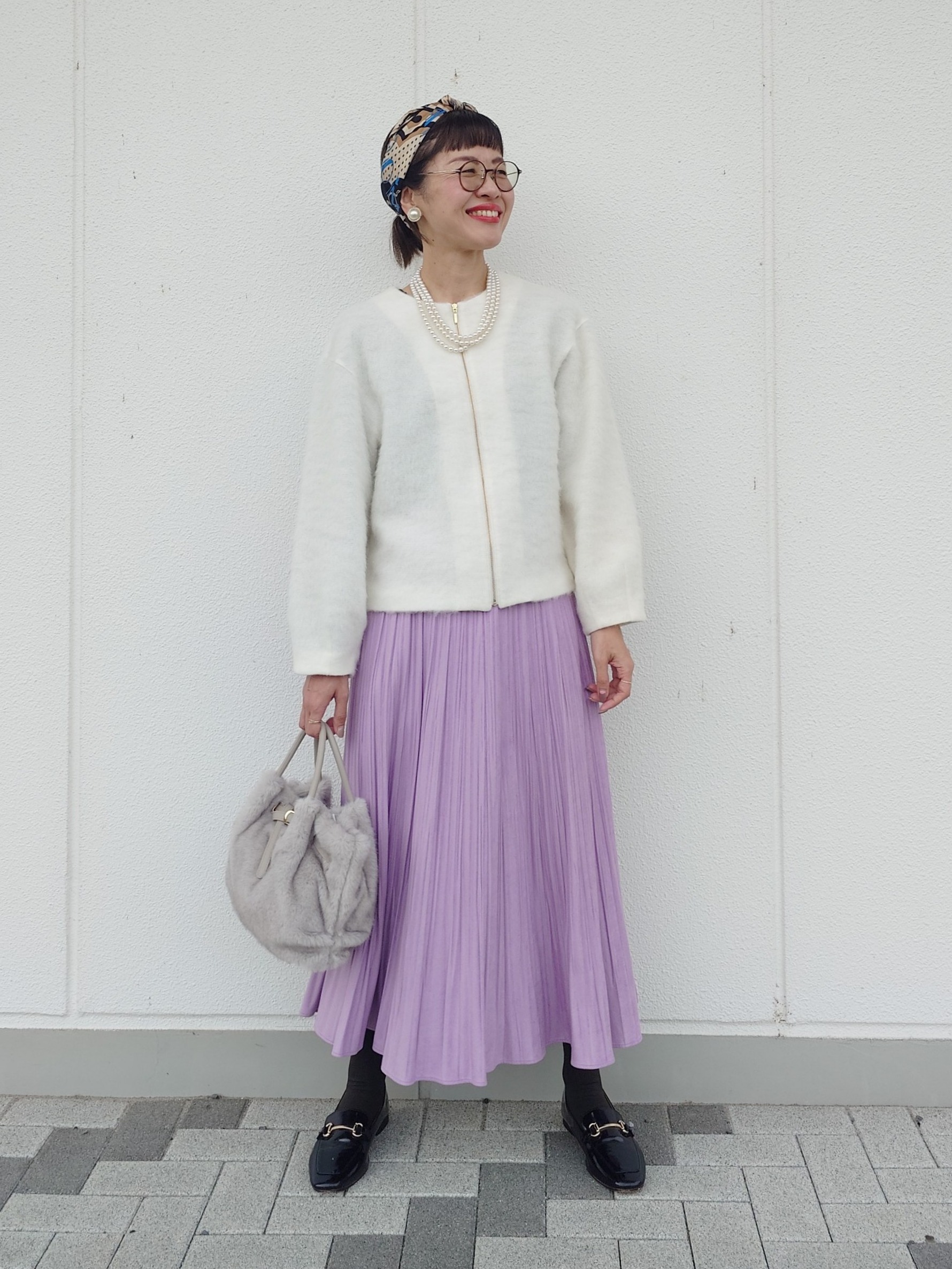 MUTSUKOさんの「UNTITLED｜【軽アウター/秋羽織り】シャギージップカーデ」を使ったコーディネート