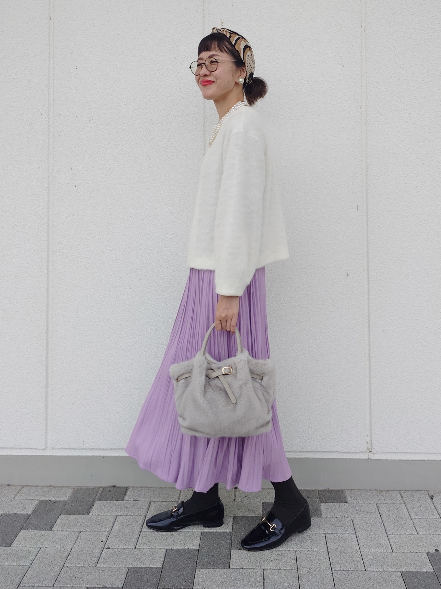 MUTSUKOさんの「UNTITLED｜【軽アウター/秋羽織り】シャギージップカーデ」を使ったコーディネート