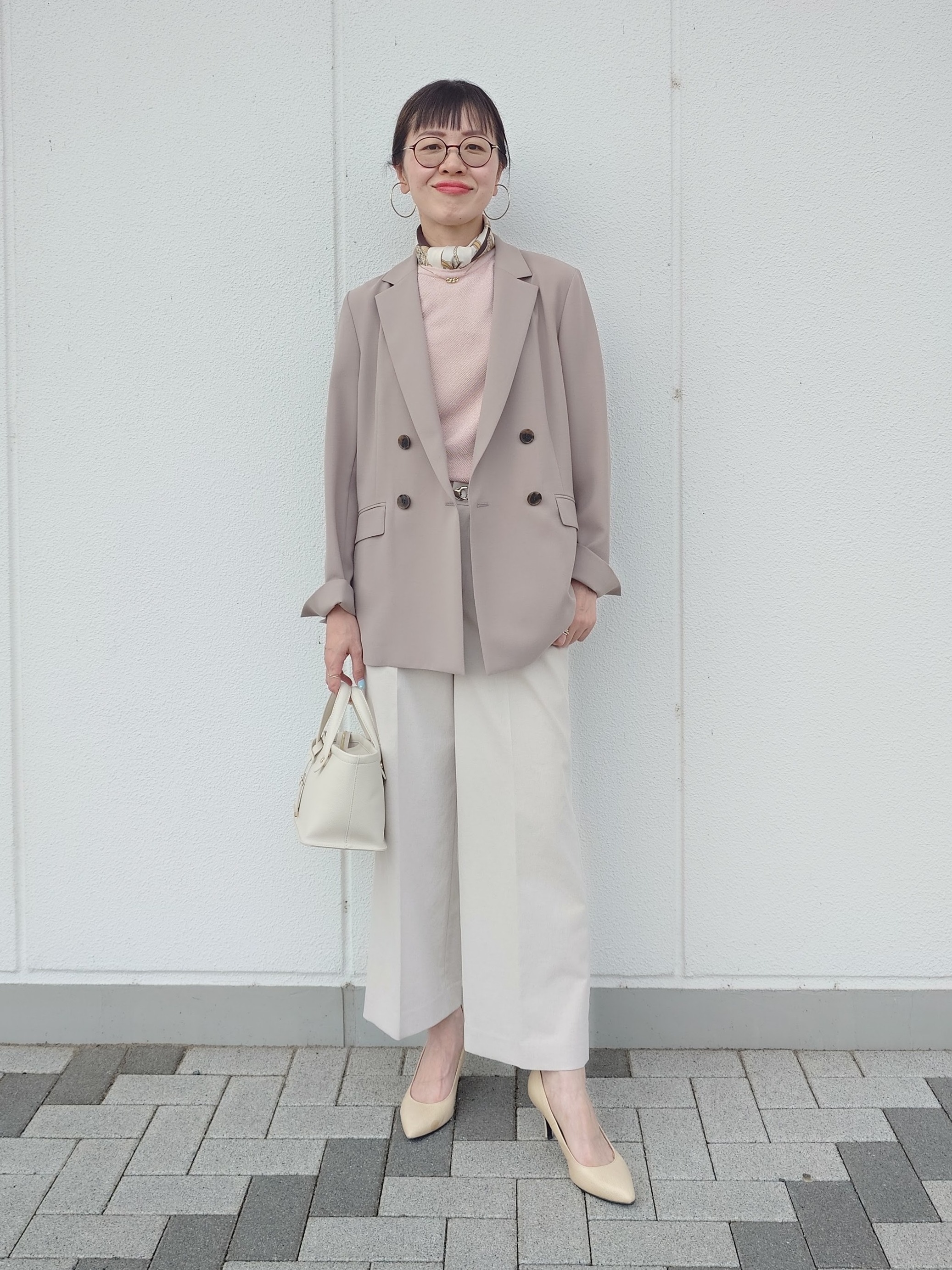 MUTSUKOさんの「UNTITLED｜【新色追加/セットアップ可】エアリー ダブルブレストジャケット」を使ったコーディネート