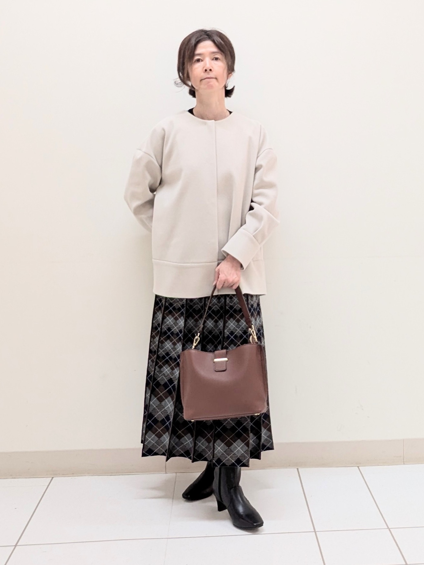 Rumiさんの「Reflect｜ノーカラーミドル丈ブルゾン」を使ったコーディネート