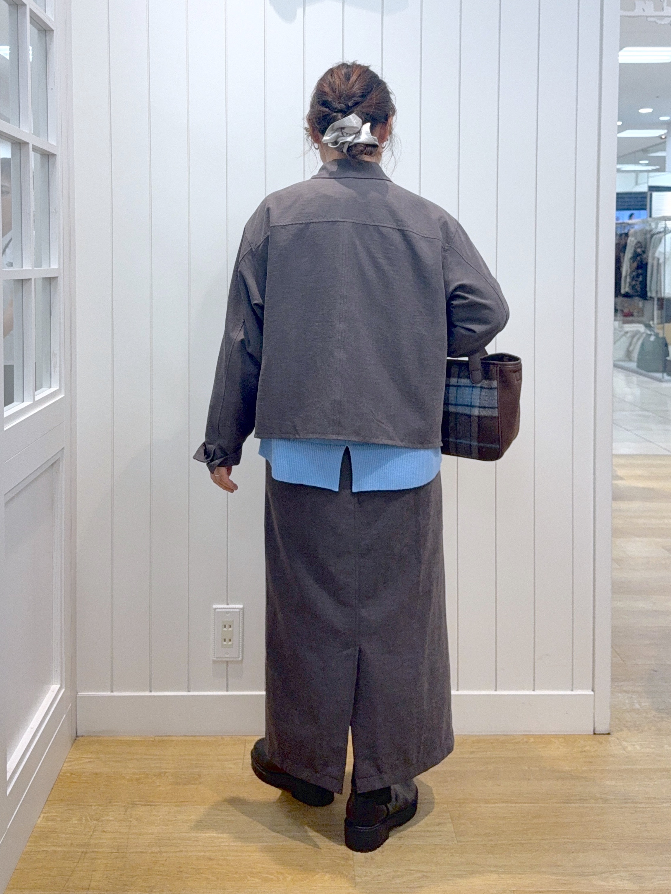 Osawaさんの「Dessin｜【店頭人気/洗える/秋羽織り】スエードライクジップブルゾン」を使ったコーディネート