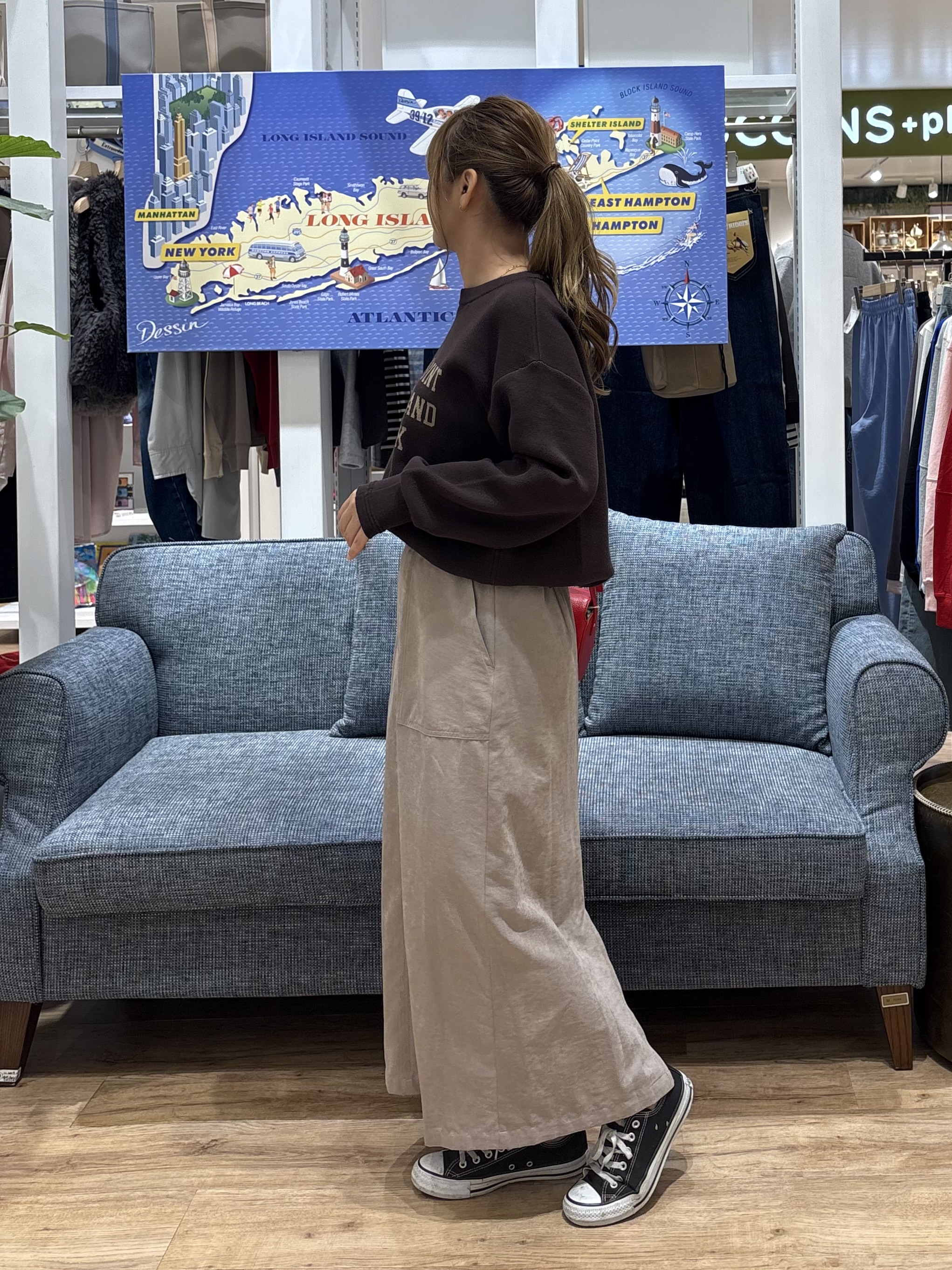 yuinaさんの「Dessin｜【洗濯機OK/秋レイヤード】スウェットライク ロゴニット」を使ったコーディネート
