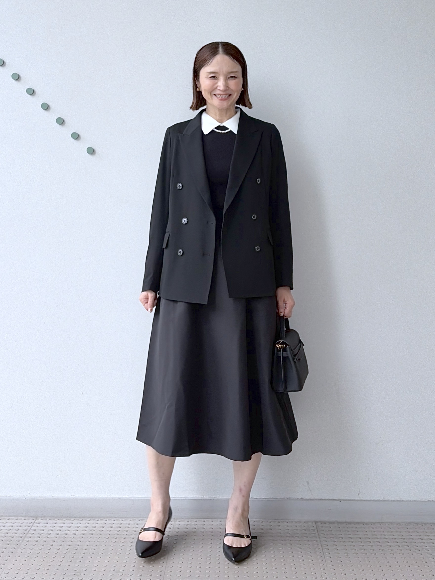 yoshikadoさんの「DRESSTERIOR｜バイカラーニットコンビワンピース」を使ったコーディネート