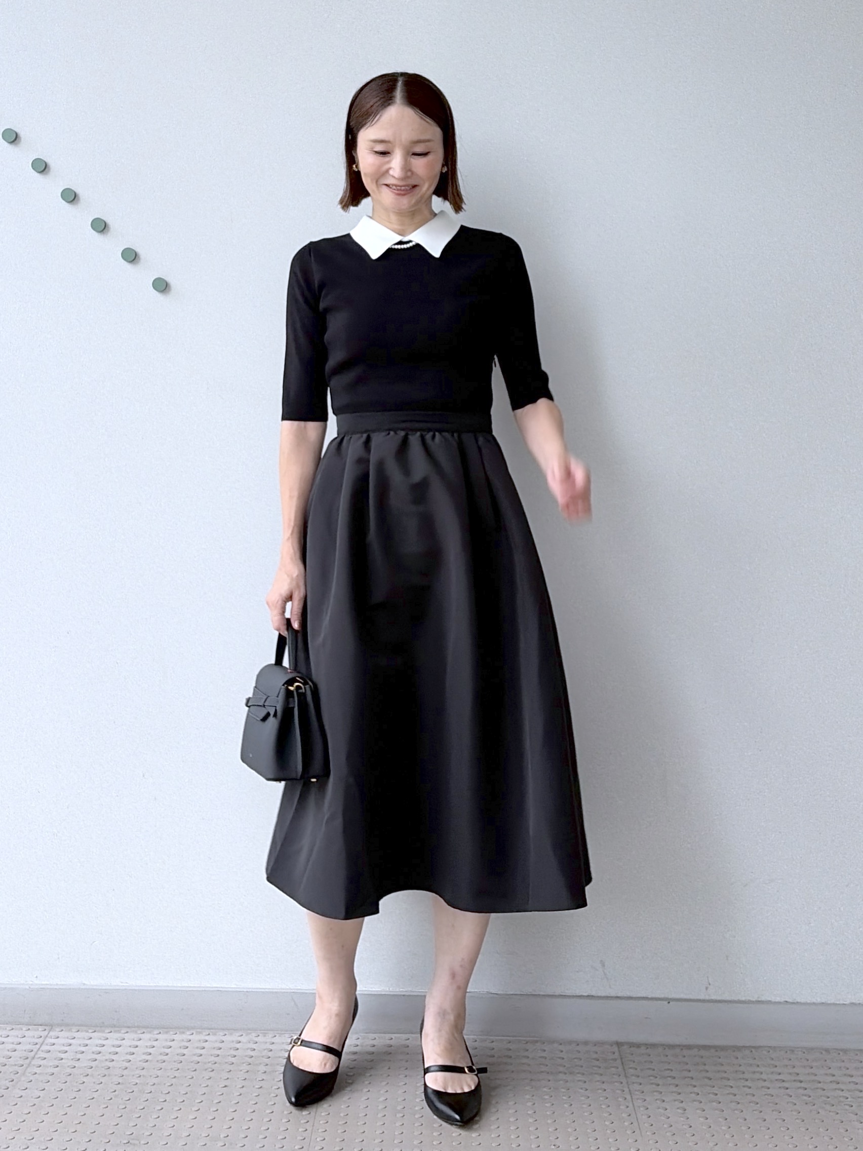 yoshikadoさんの「DRESSTERIOR｜バイカラーニットコンビワンピース」を使ったコーディネート