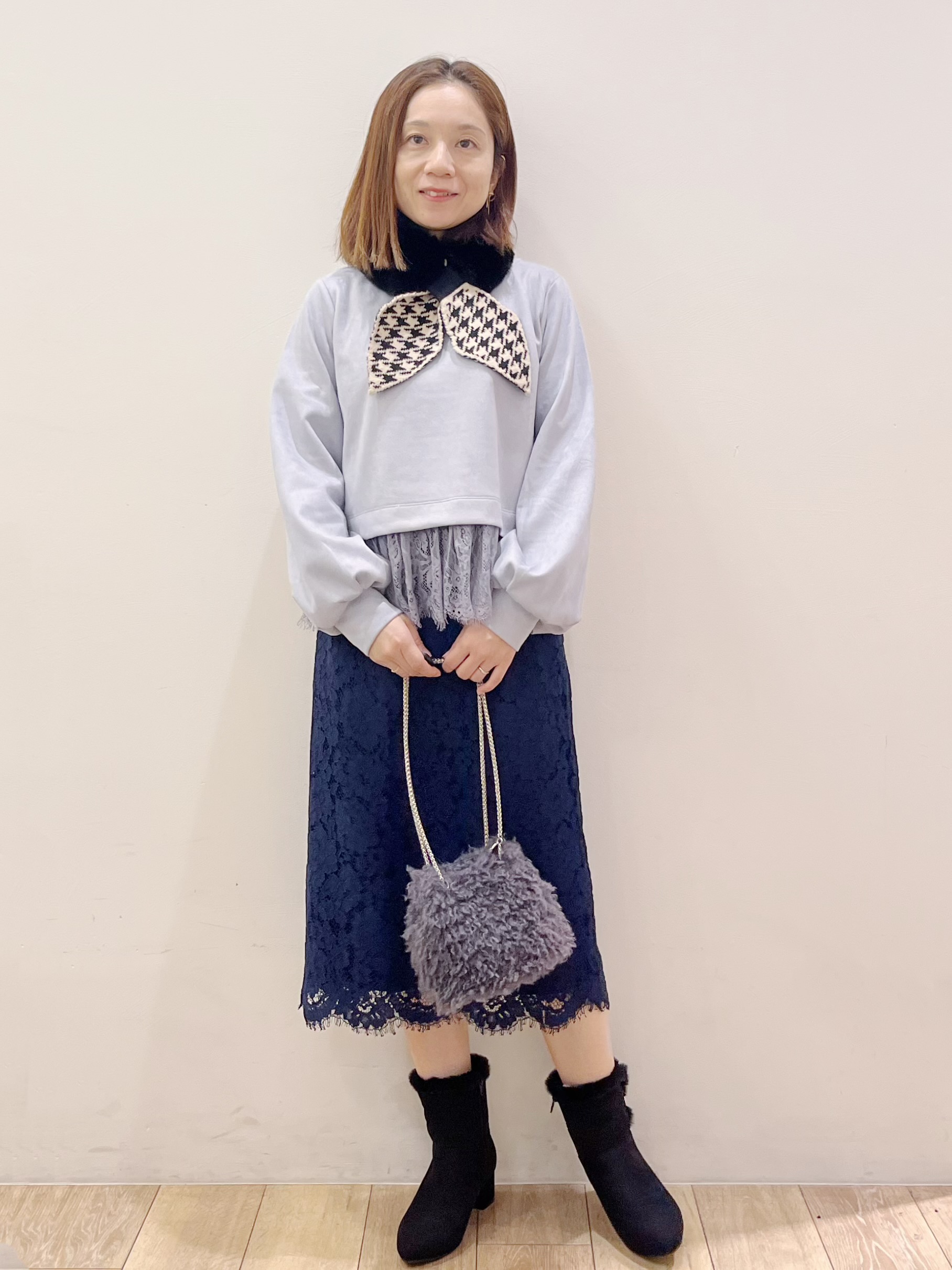 kcさんの「OPAQUE.CLIP｜スウェード裾レーストップス【洗濯機OK】」を使ったコーディネート